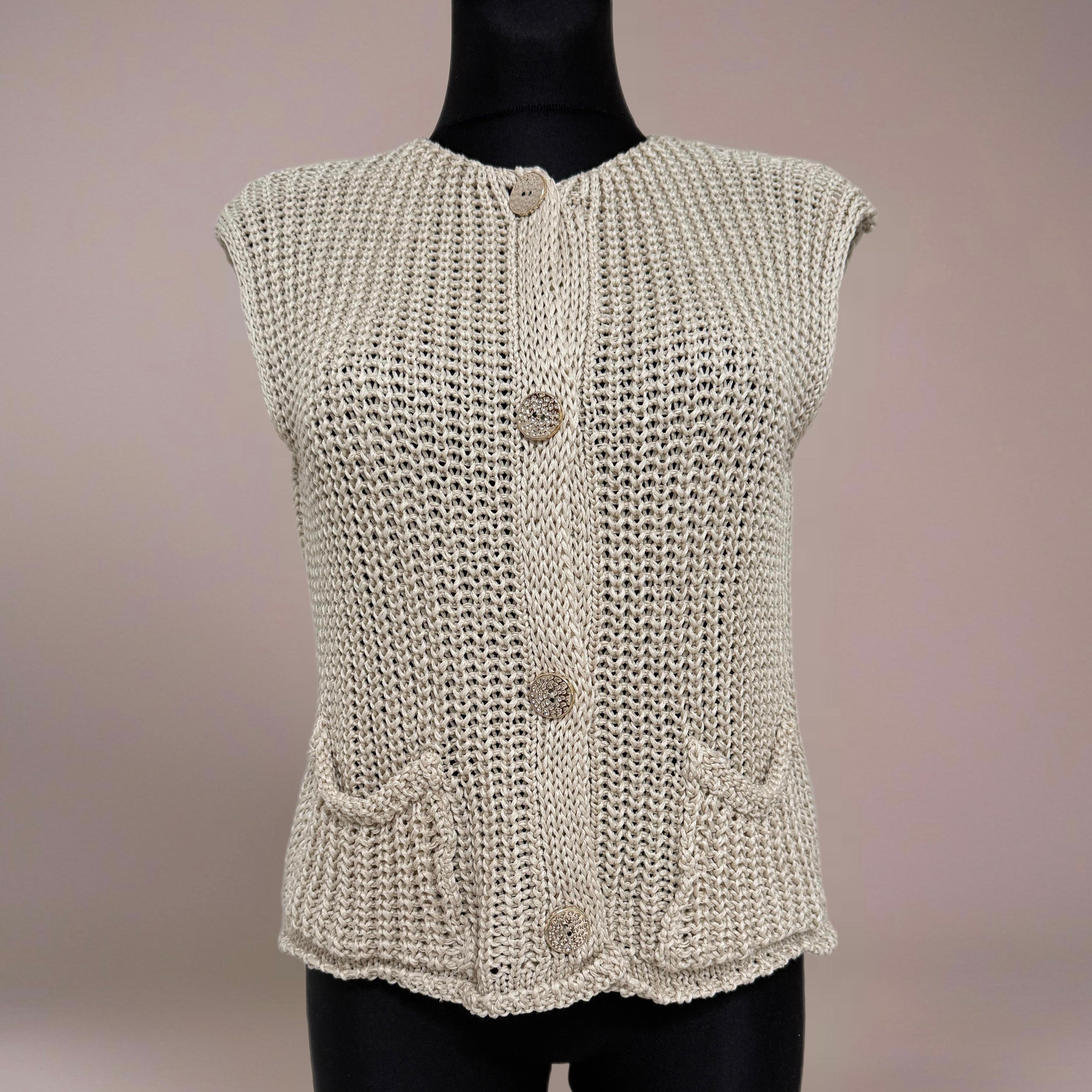 STRICKJACKE | LUXEVEST