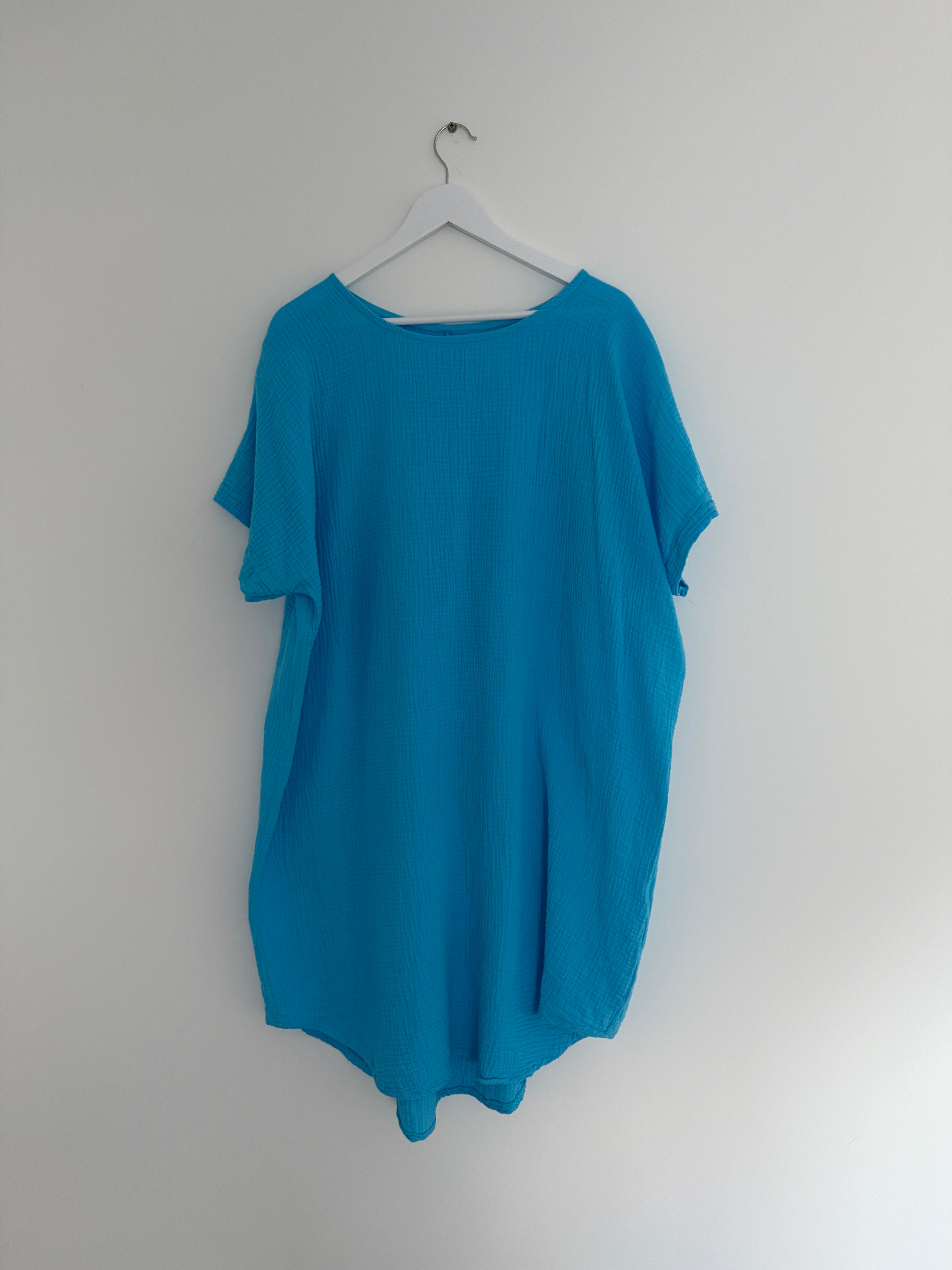 CURVY MUSSELIN KLEID | FLAIR