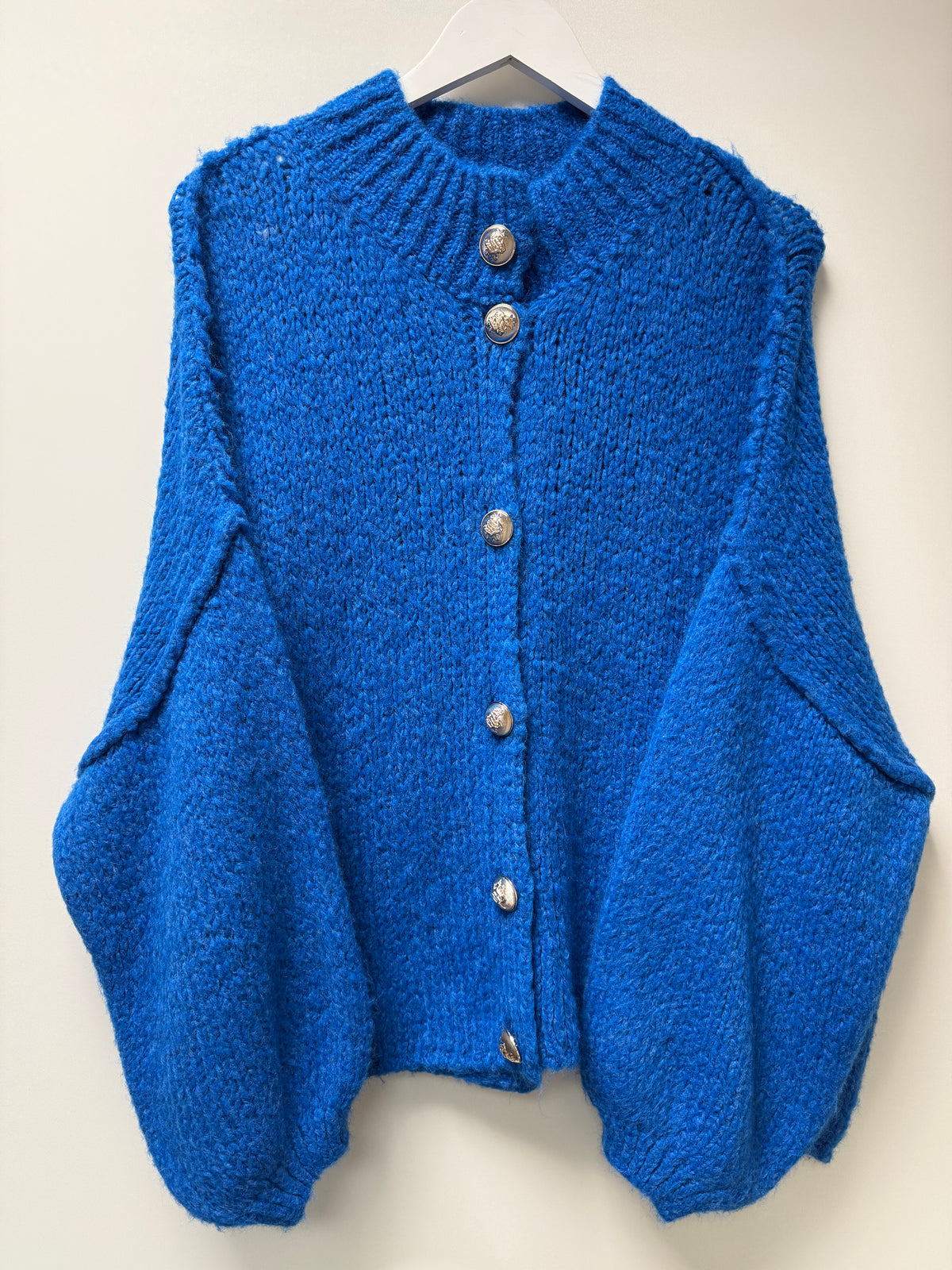 OVERSIZE STRICKJACKE | SOLANI