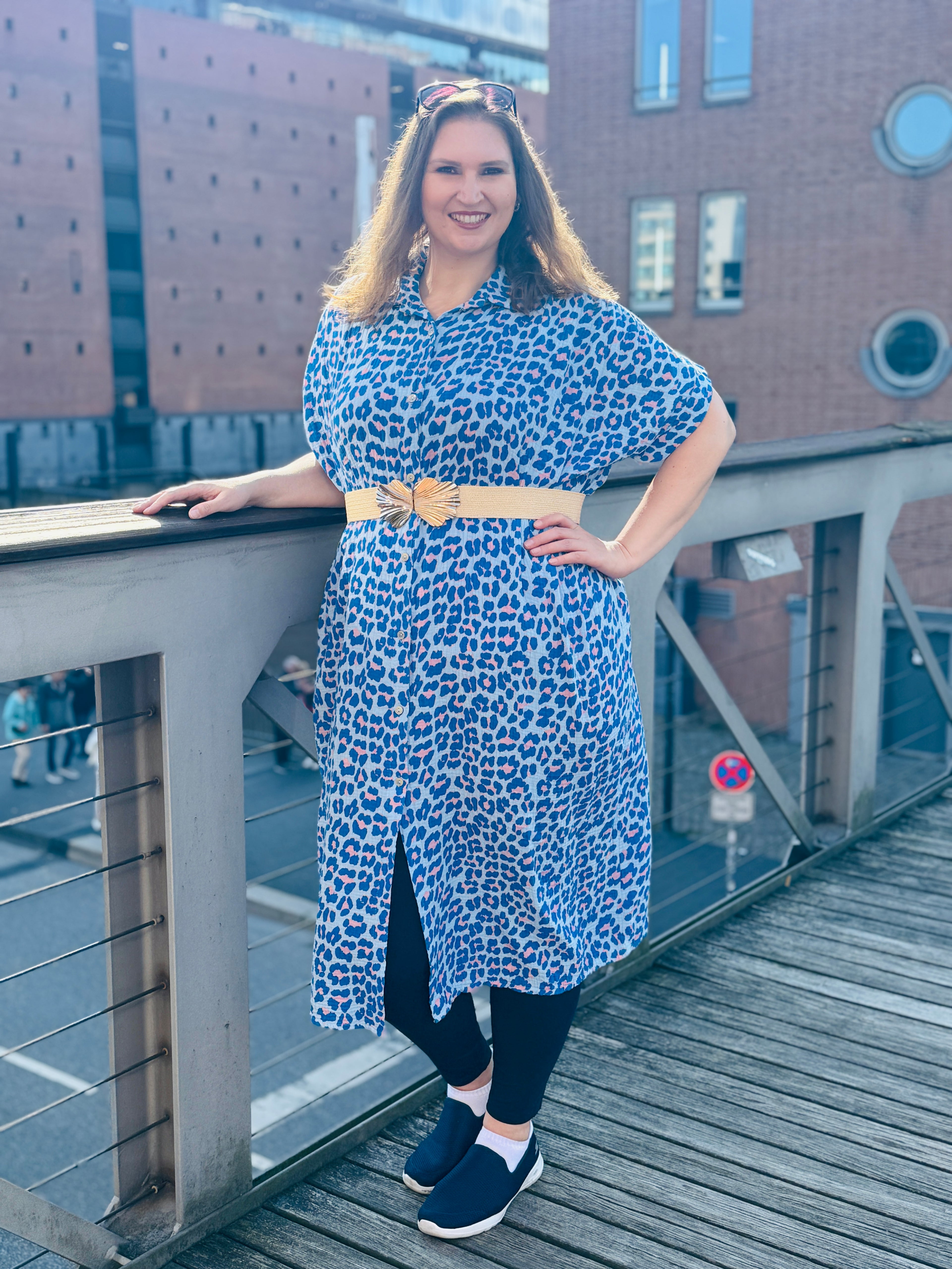 CURVY MUSSELIN KLEID | CLEO