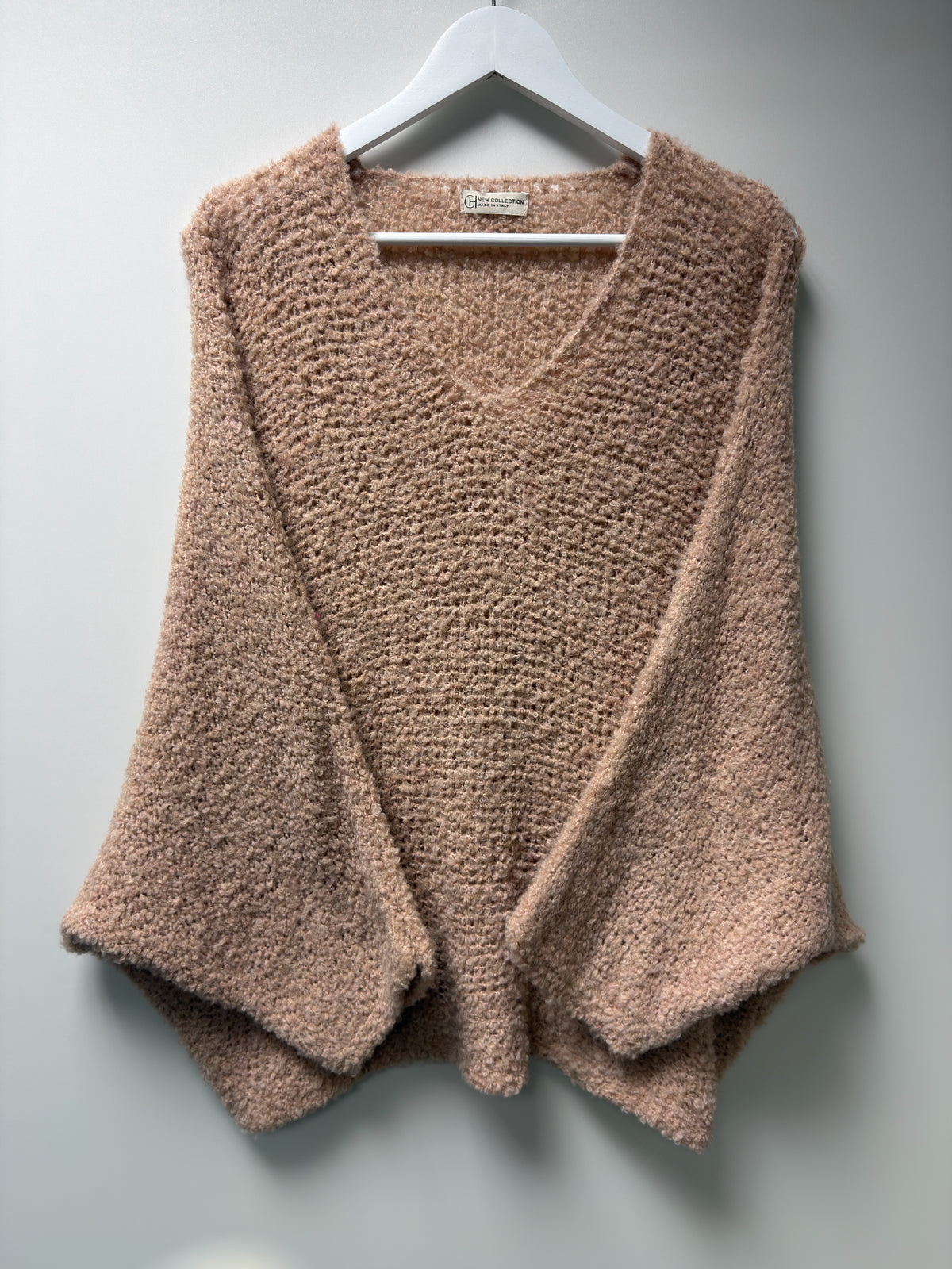 BOUCLÉ-PULLOVER | NUVÉ