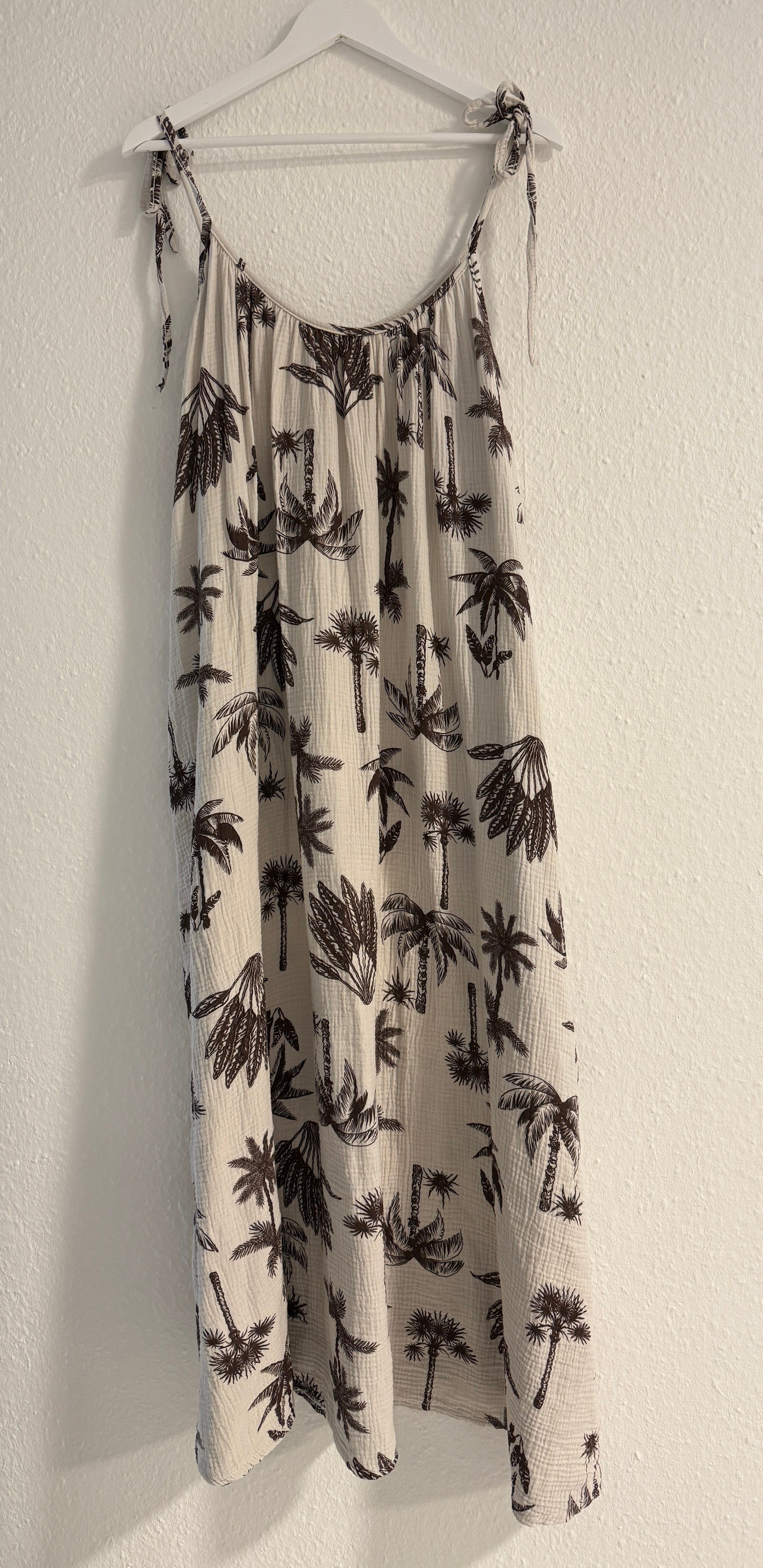 CURVY MUSSELIN KLEID | PALMA