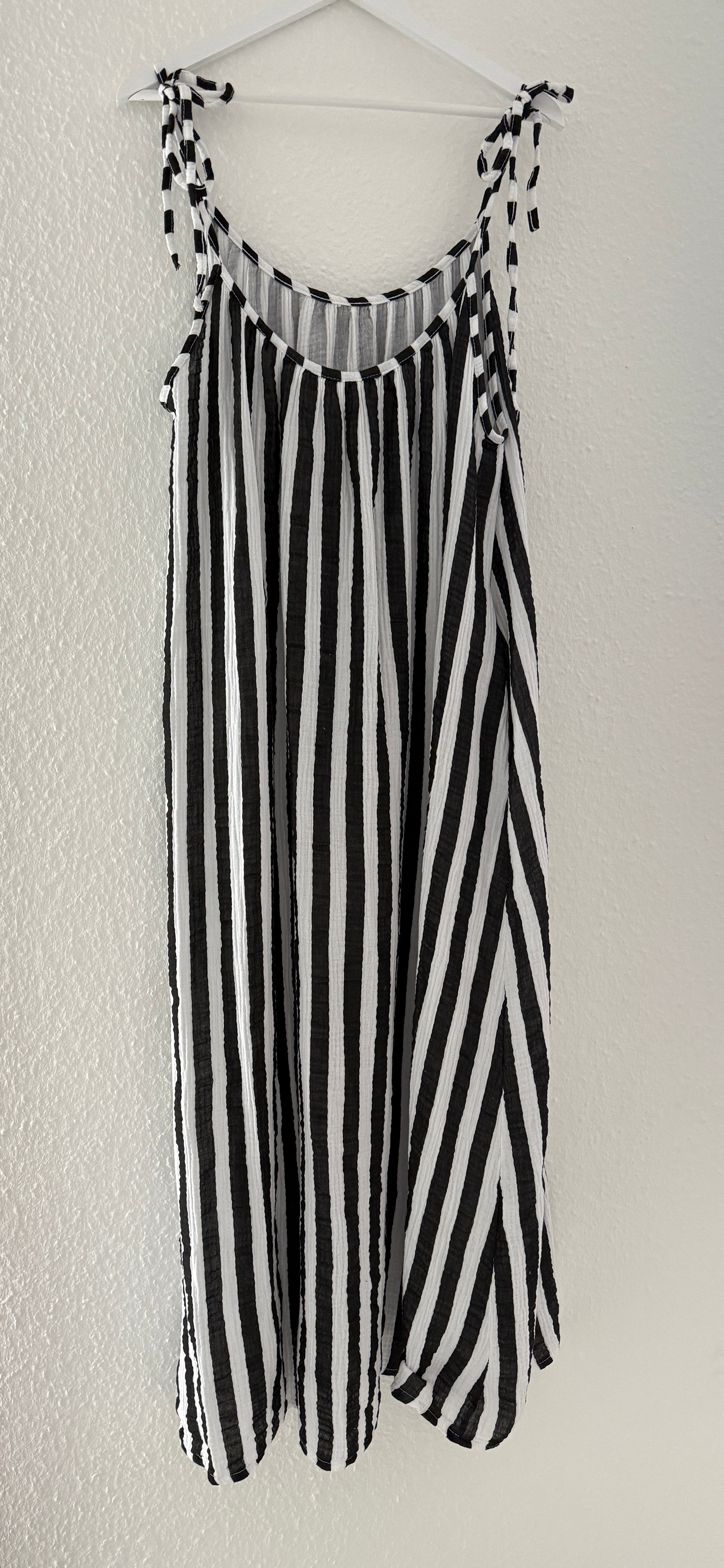 CURVY MUSSELIN KLEID | STRIVELLA