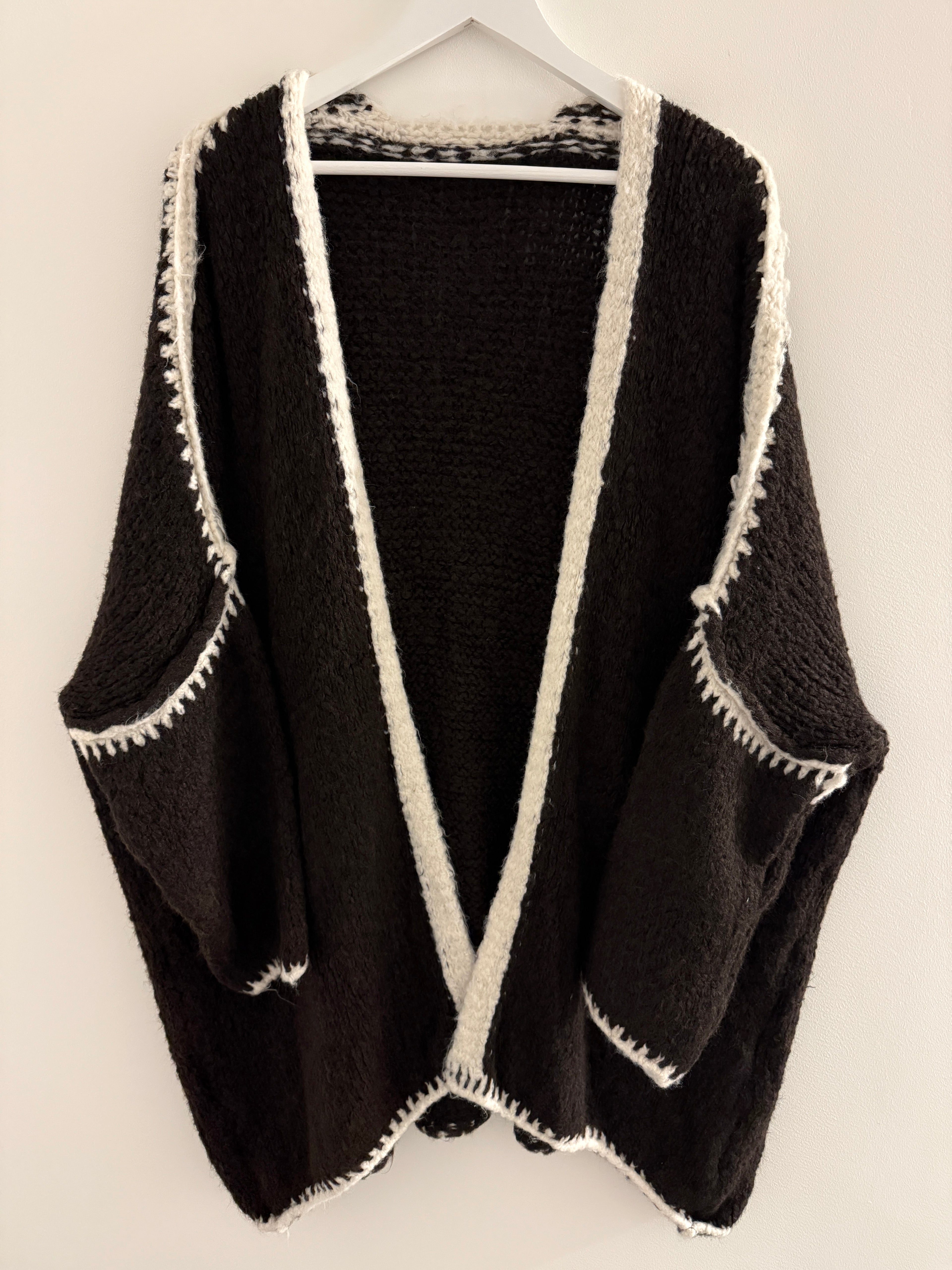 OVERSIZE STRICKCARDIGAN | EIRA