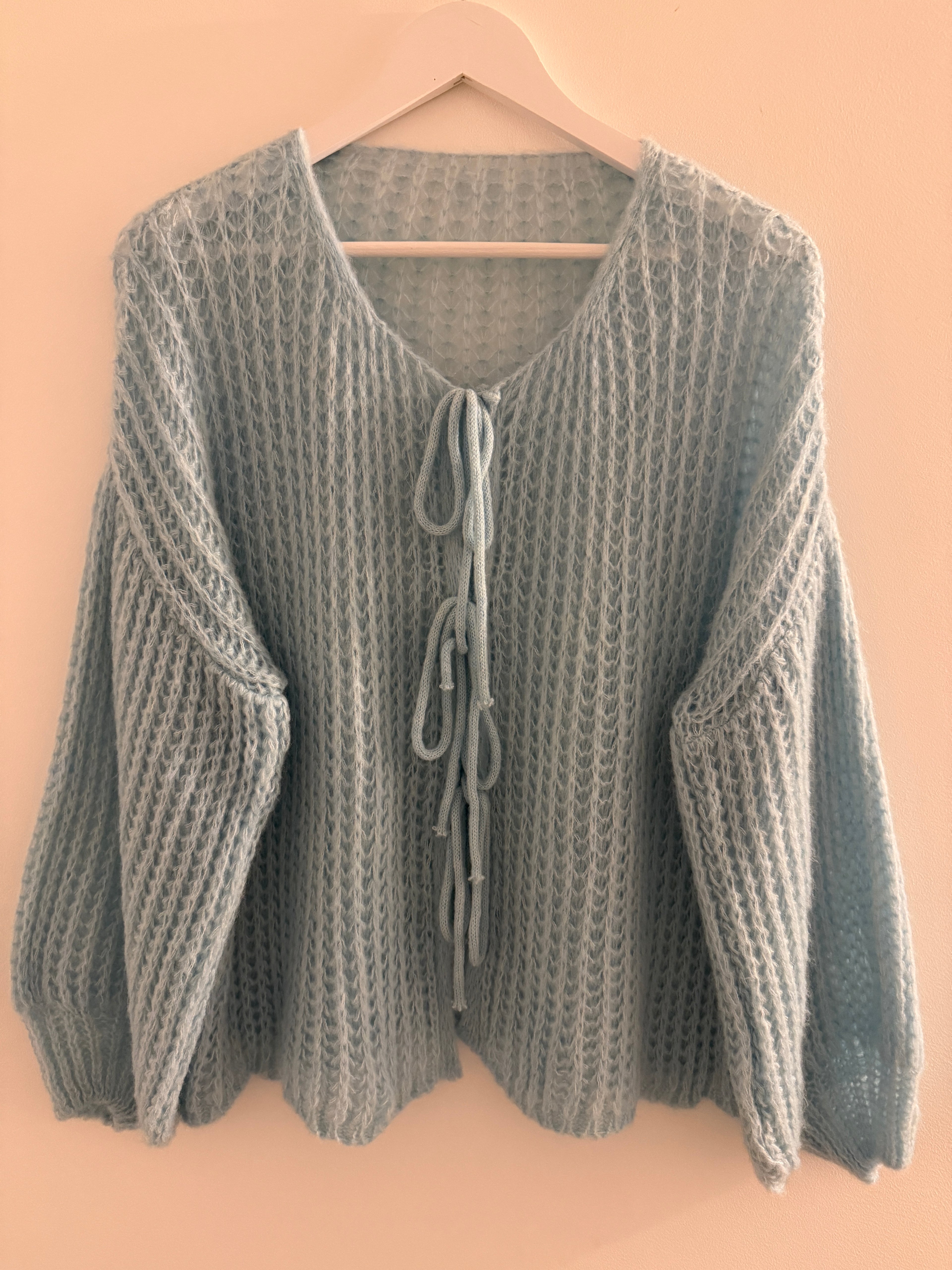 STRICKJACKE | ALVARA