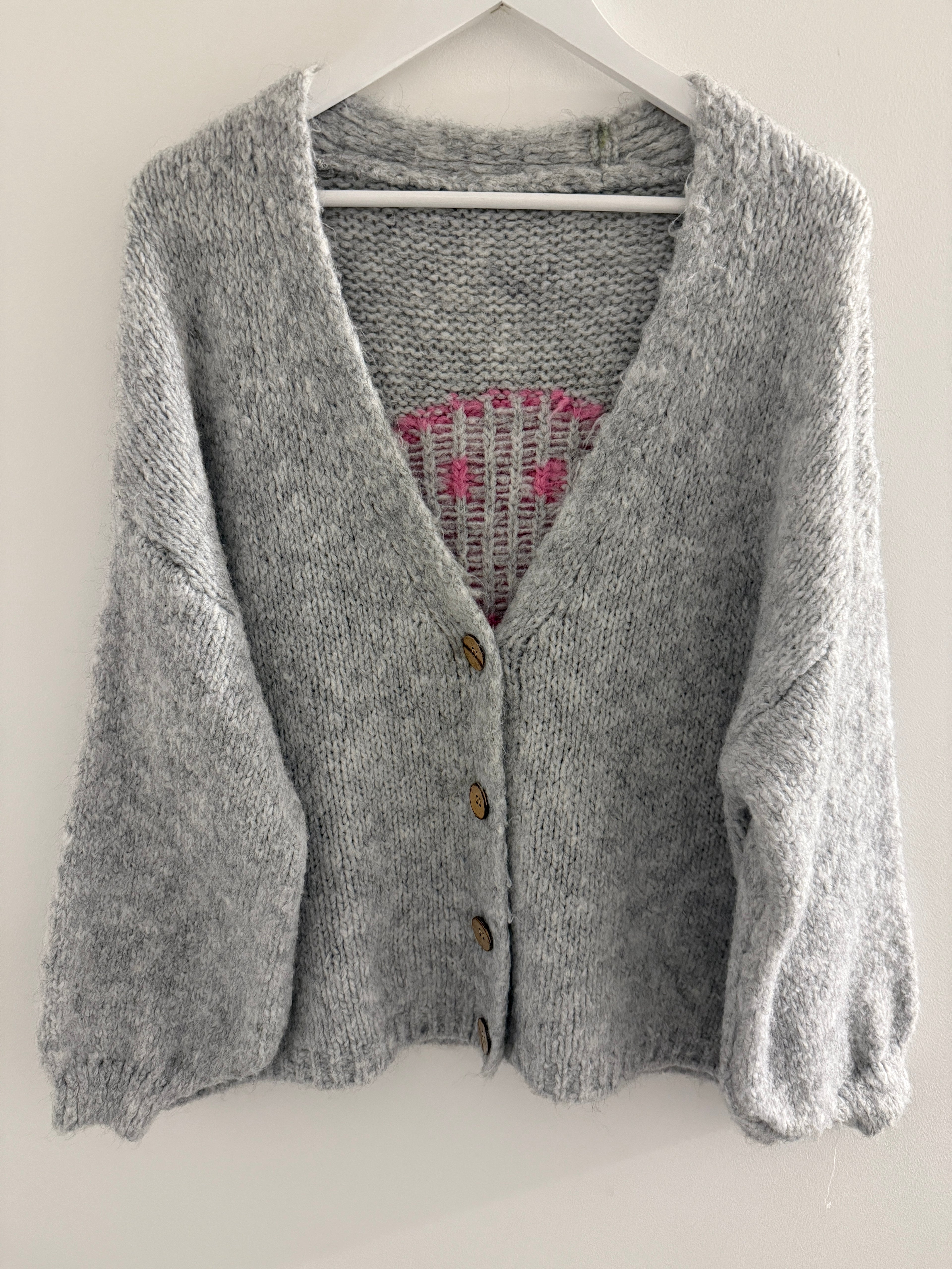 STRICKJACKE | JOVIA