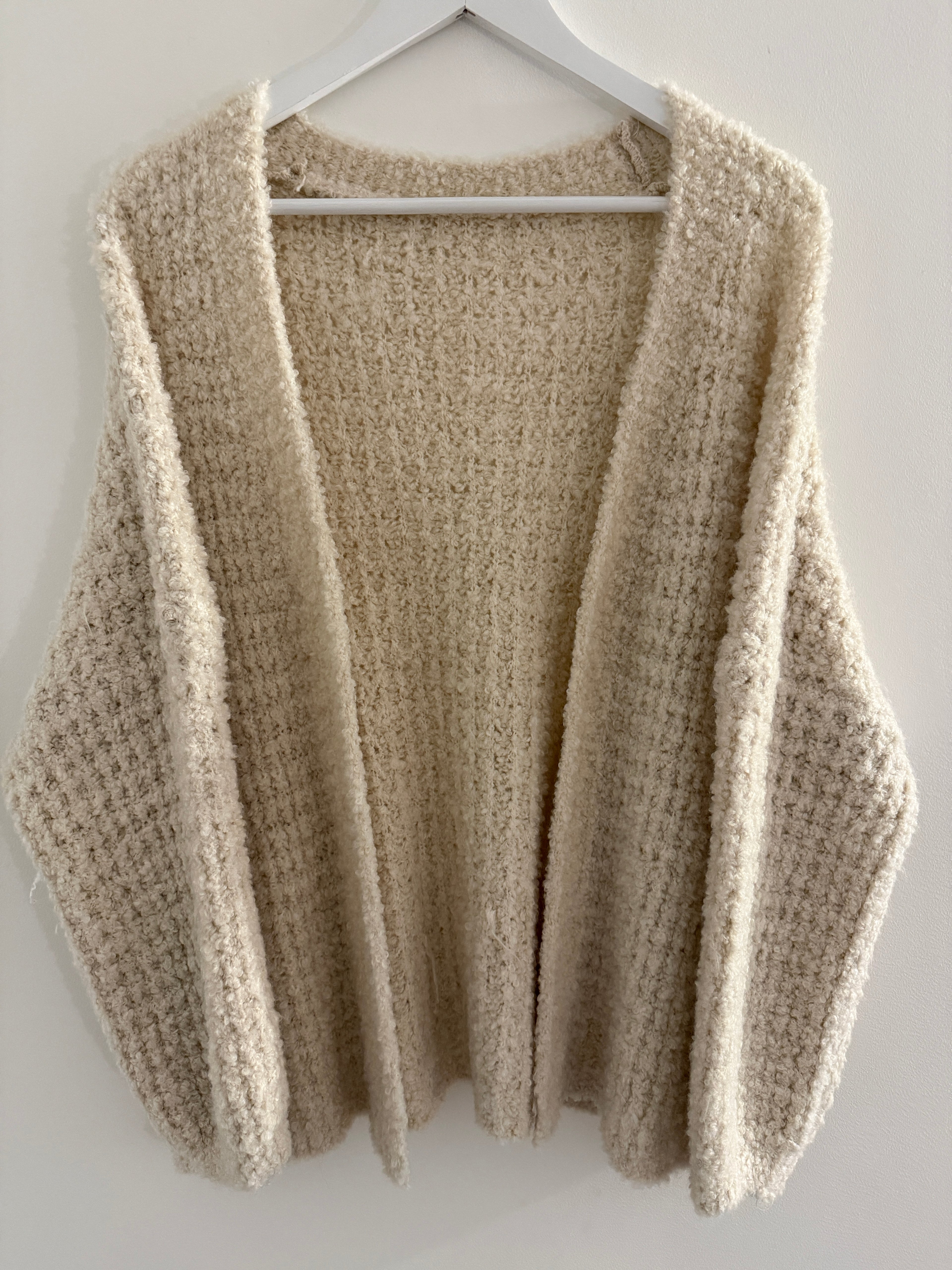STRICKJACKE | BOUCLIA
