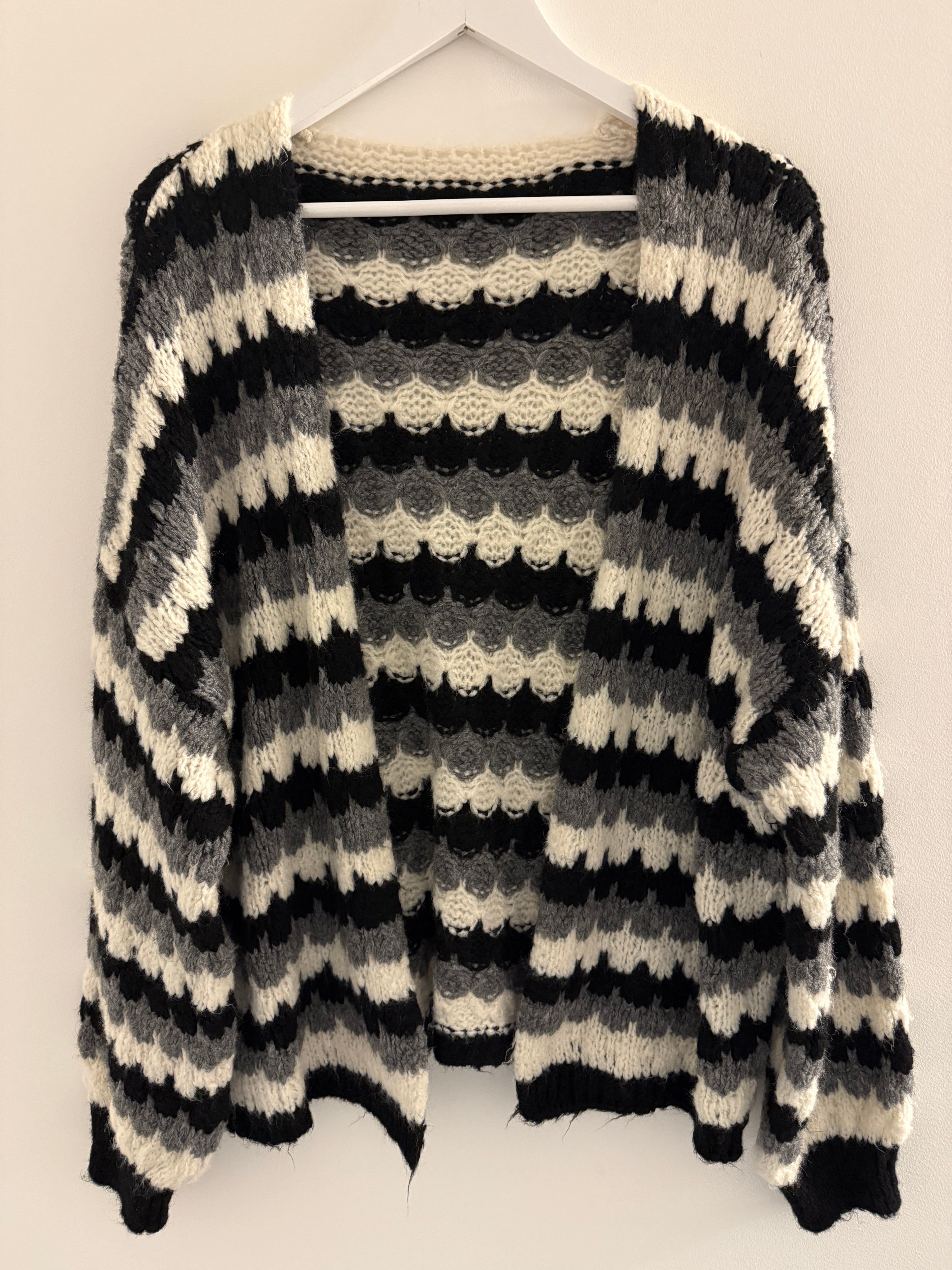 STRICKCARDIGAN | ARIANE