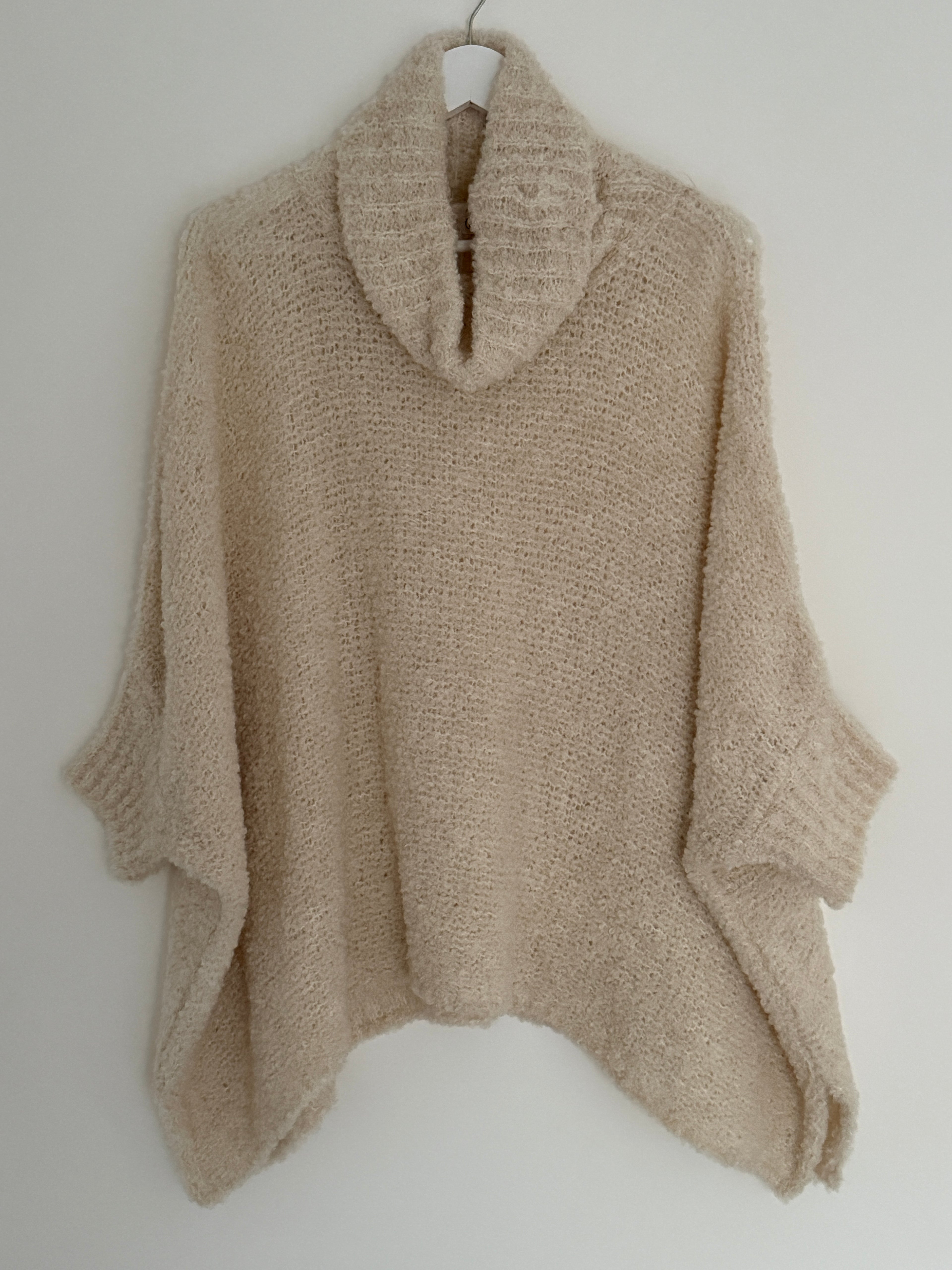 ROLLKRAGENPULLOVER | CANELLE