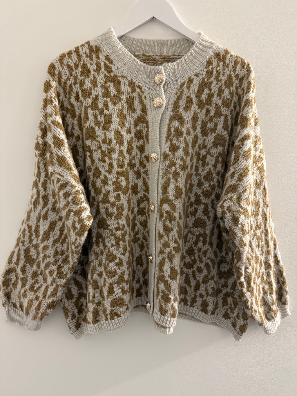 STRICKJACKE | VALERIA