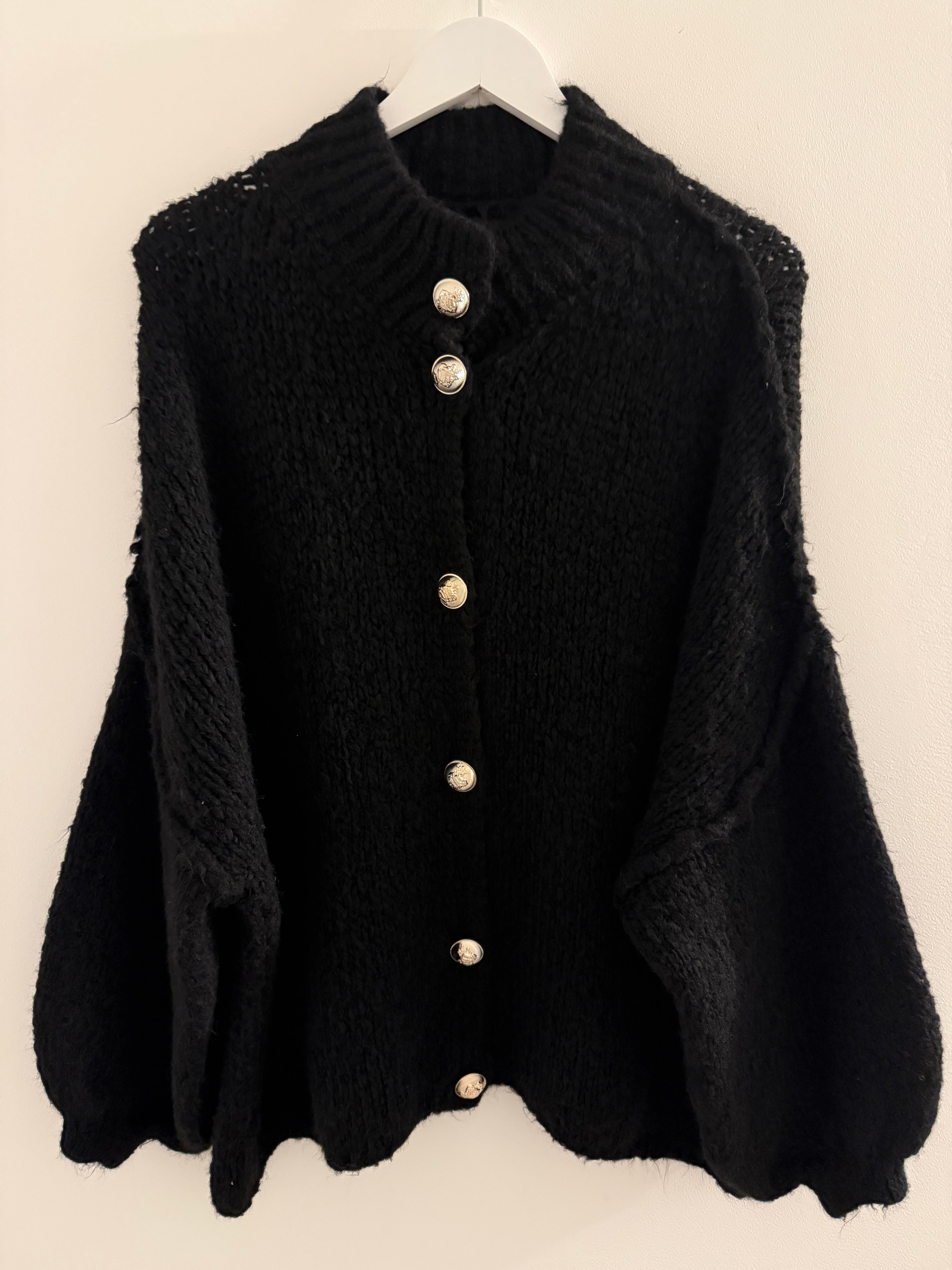 OVERSIZE STRICKJACKE | SOLANI