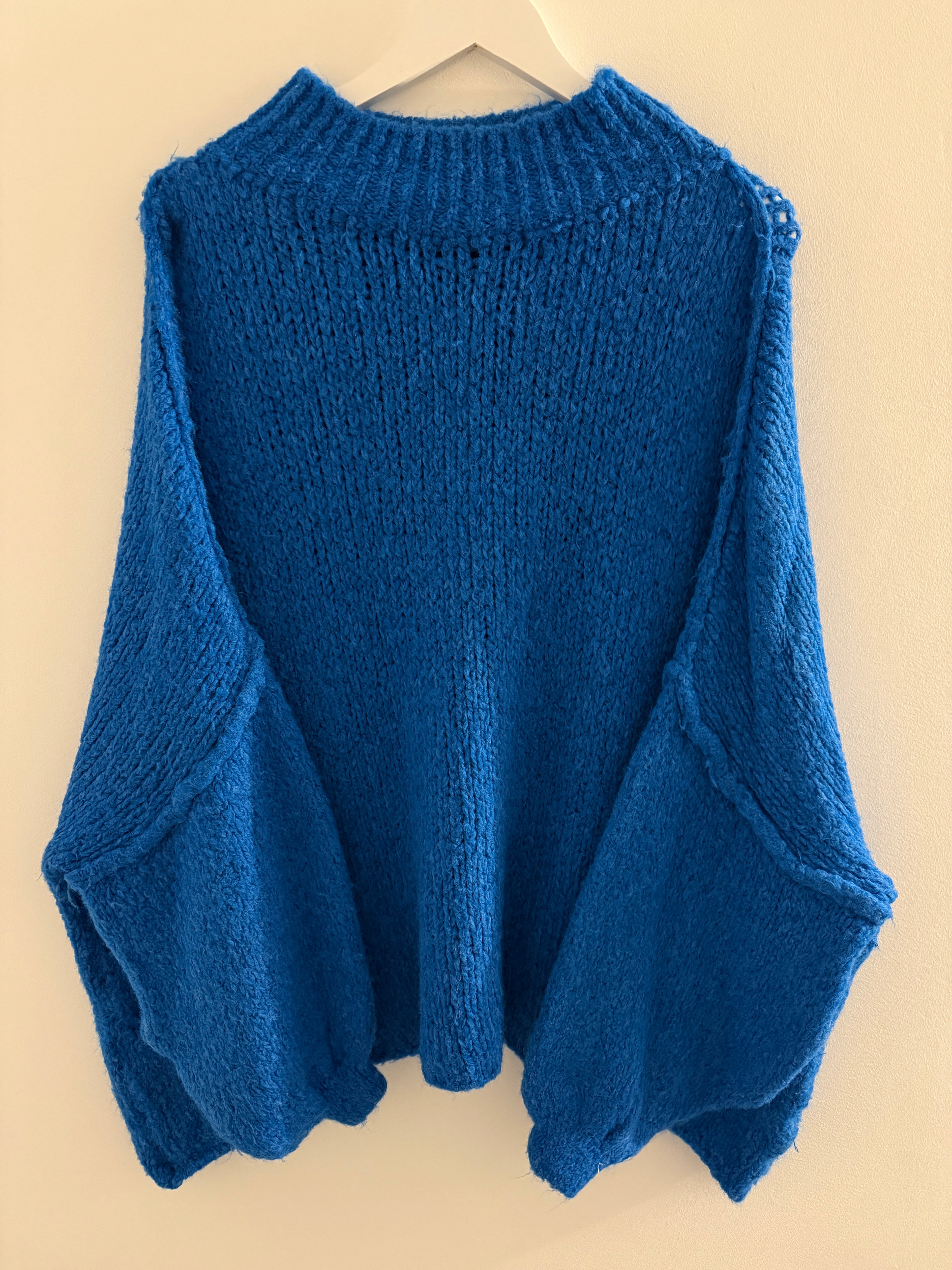 OVERSIZE STRICKPULLOVER | SOLAYA