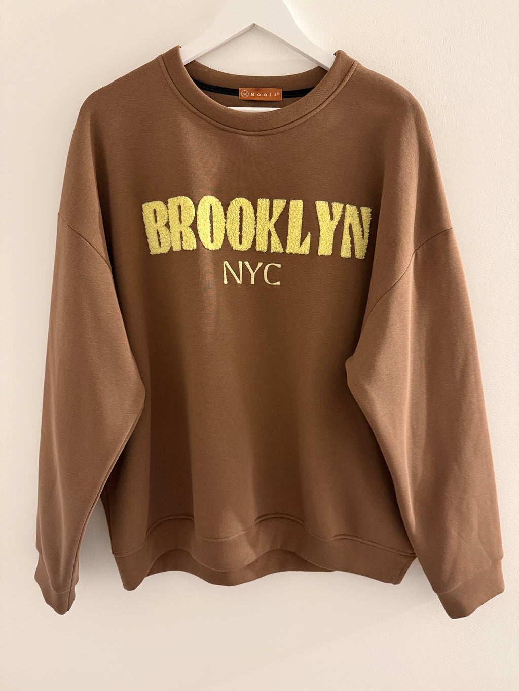 PULLOVER | BROOKLYN