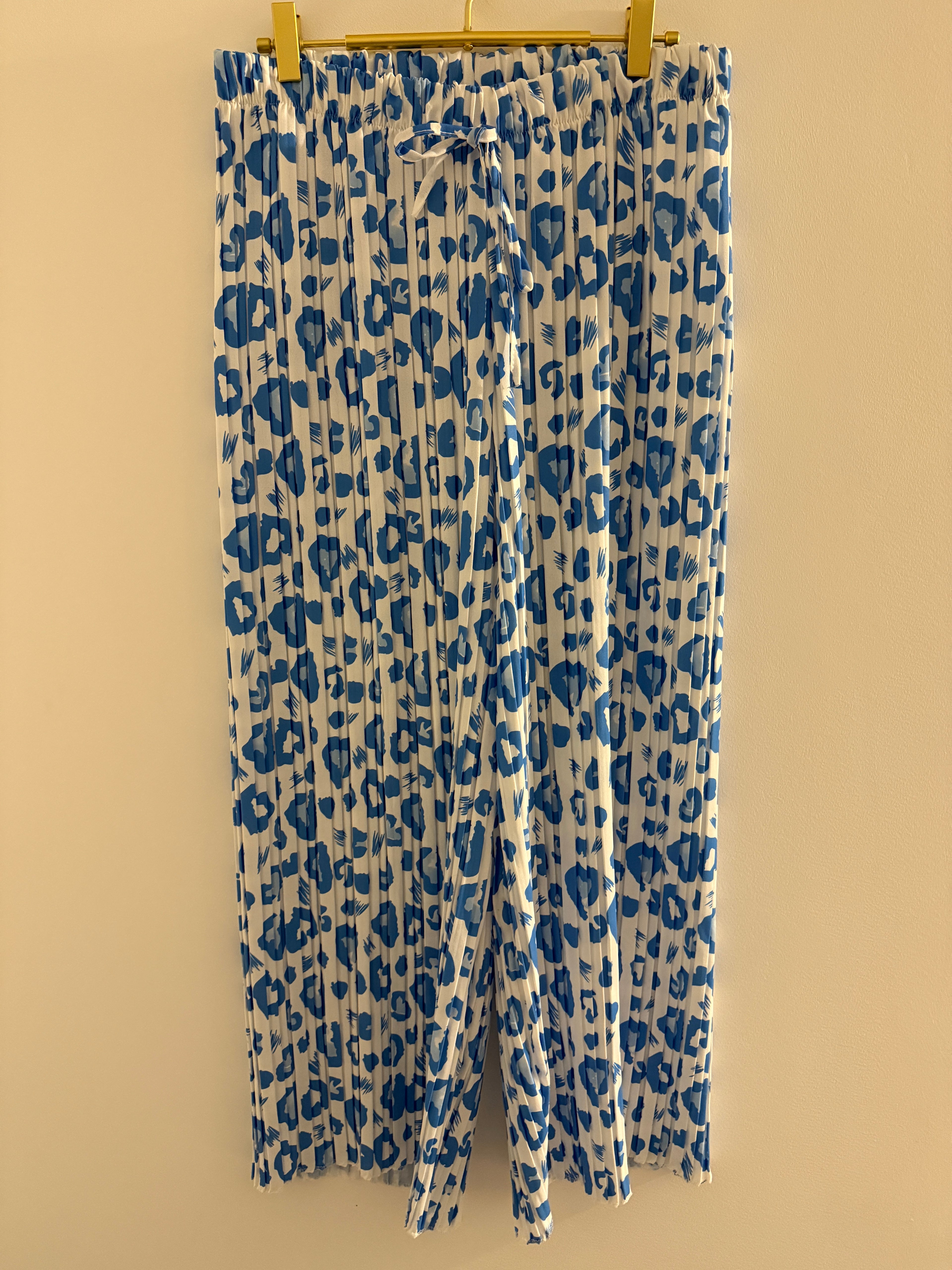 HOSE | MALINA