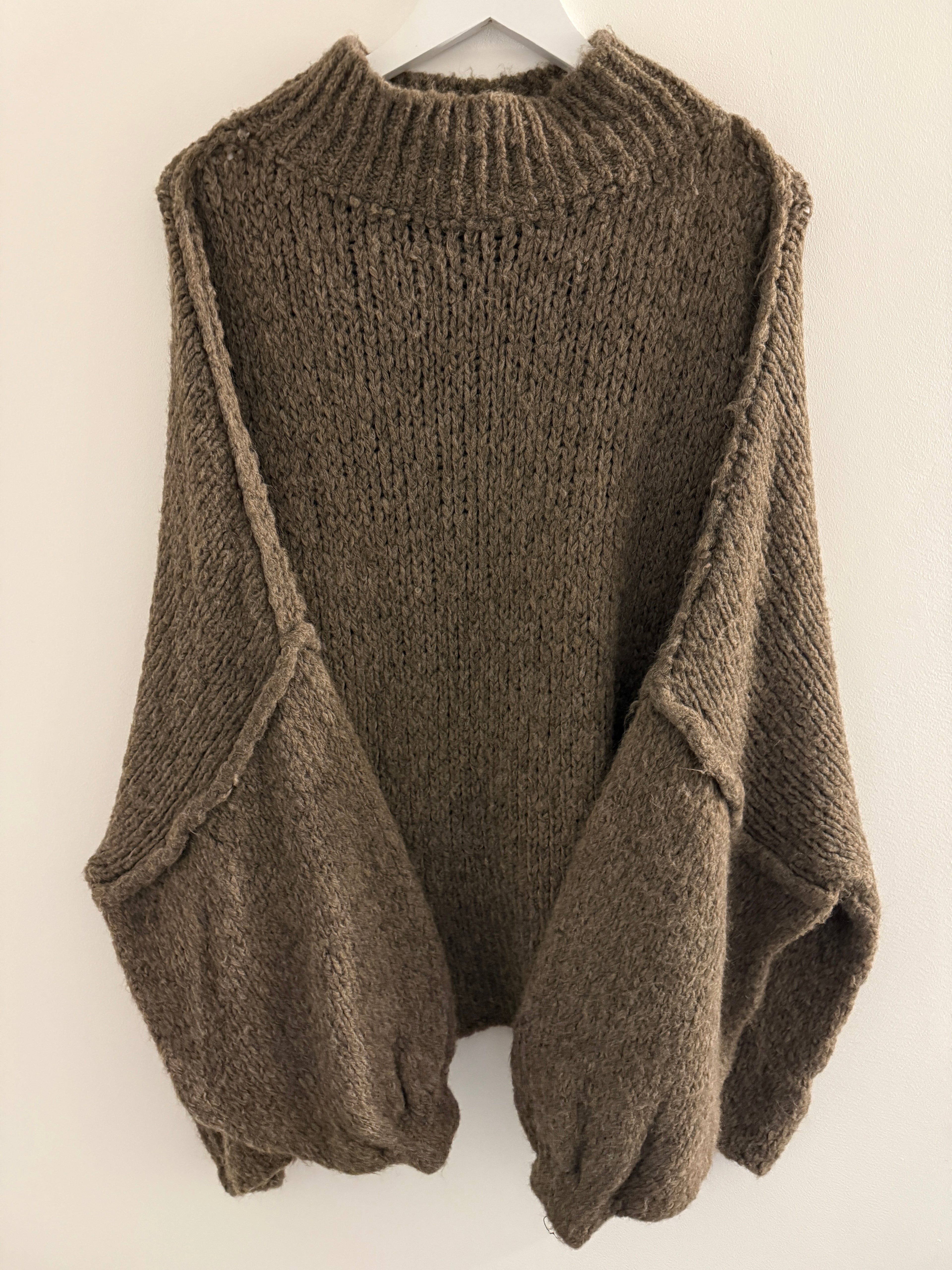 OVERSIZE STRICKPULLOVER | SOLAYA
