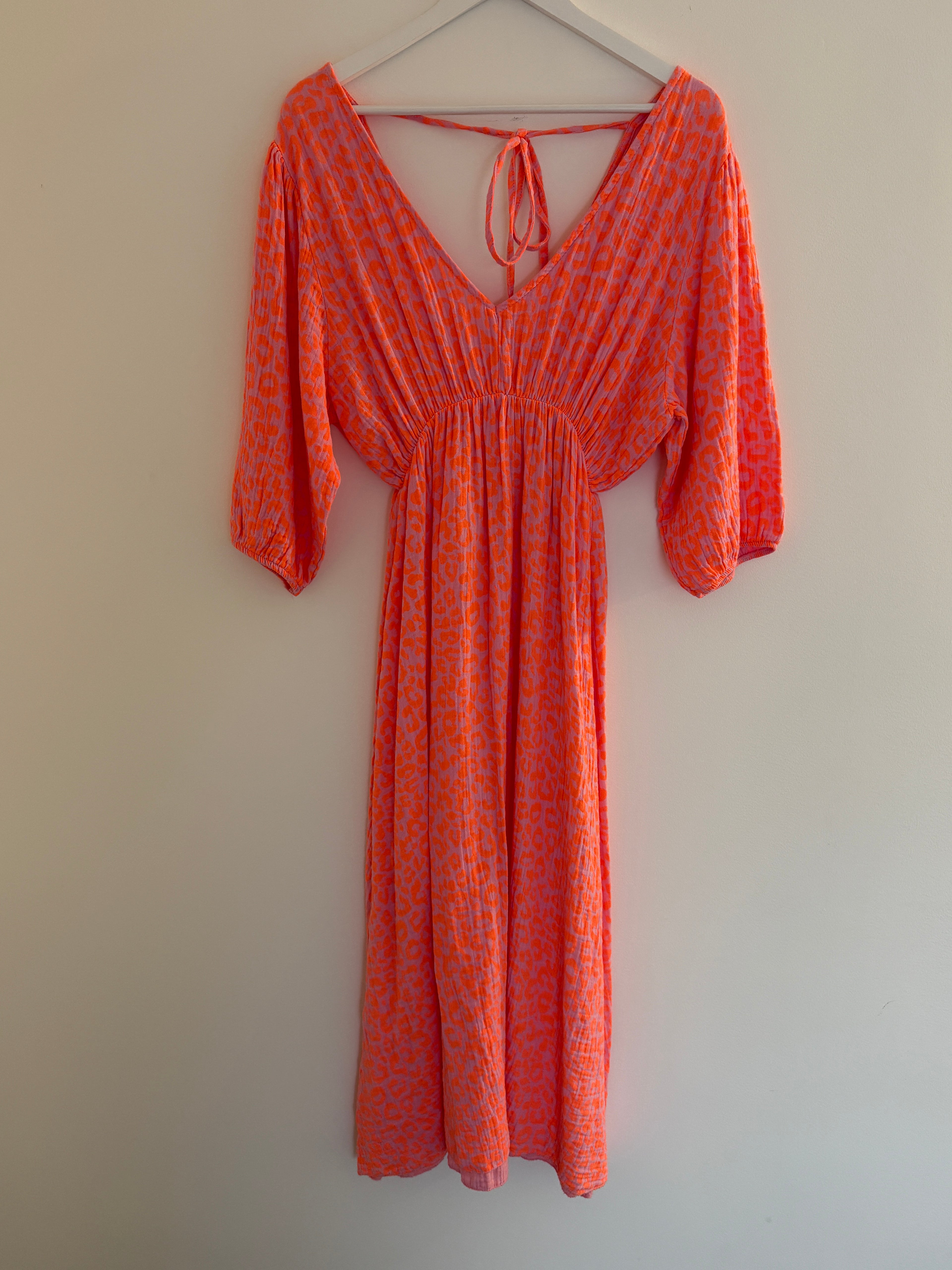 MUSSELIN KLEID | LEOVELLE