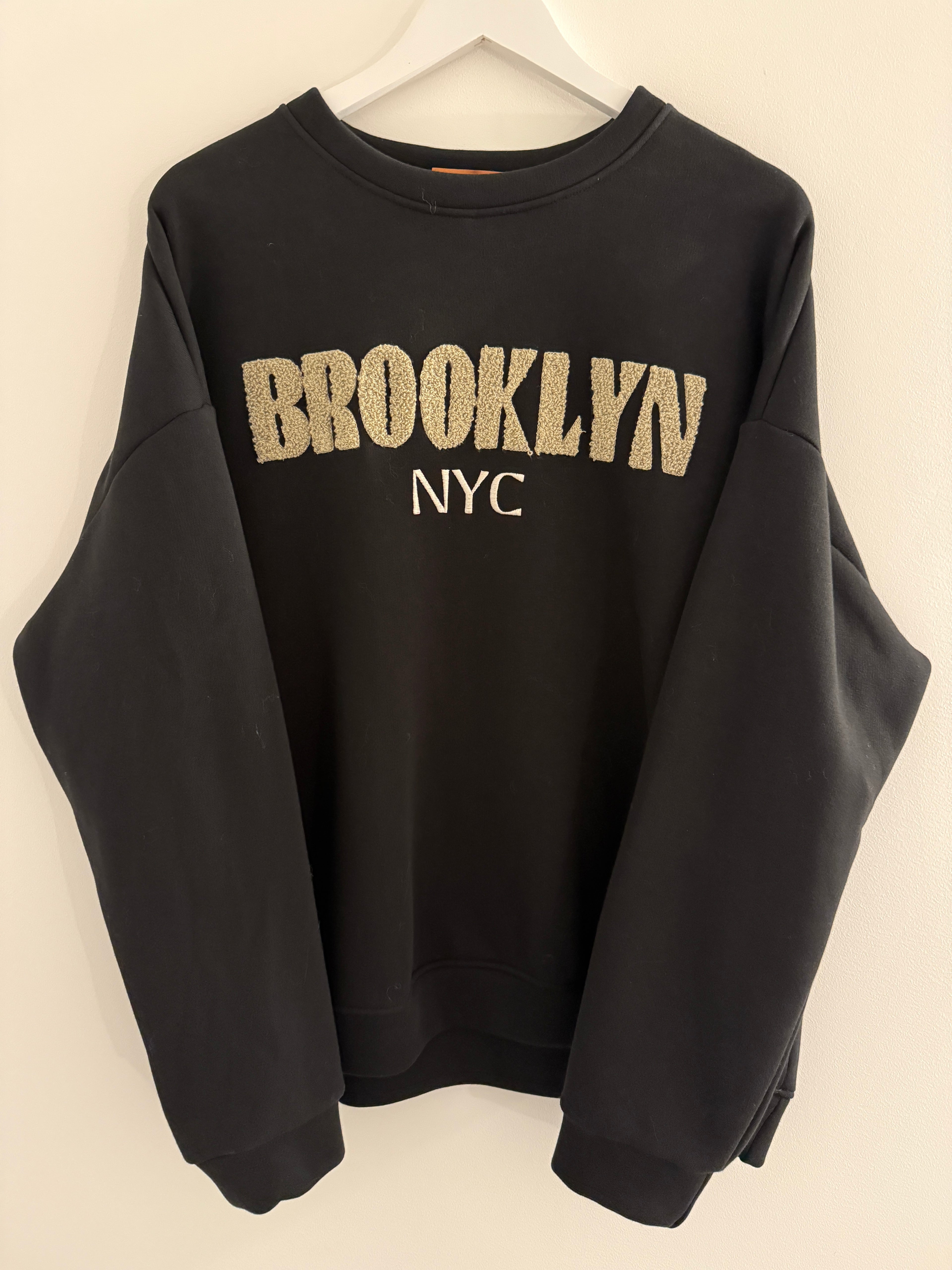 PULLOVER | BROOKLYN