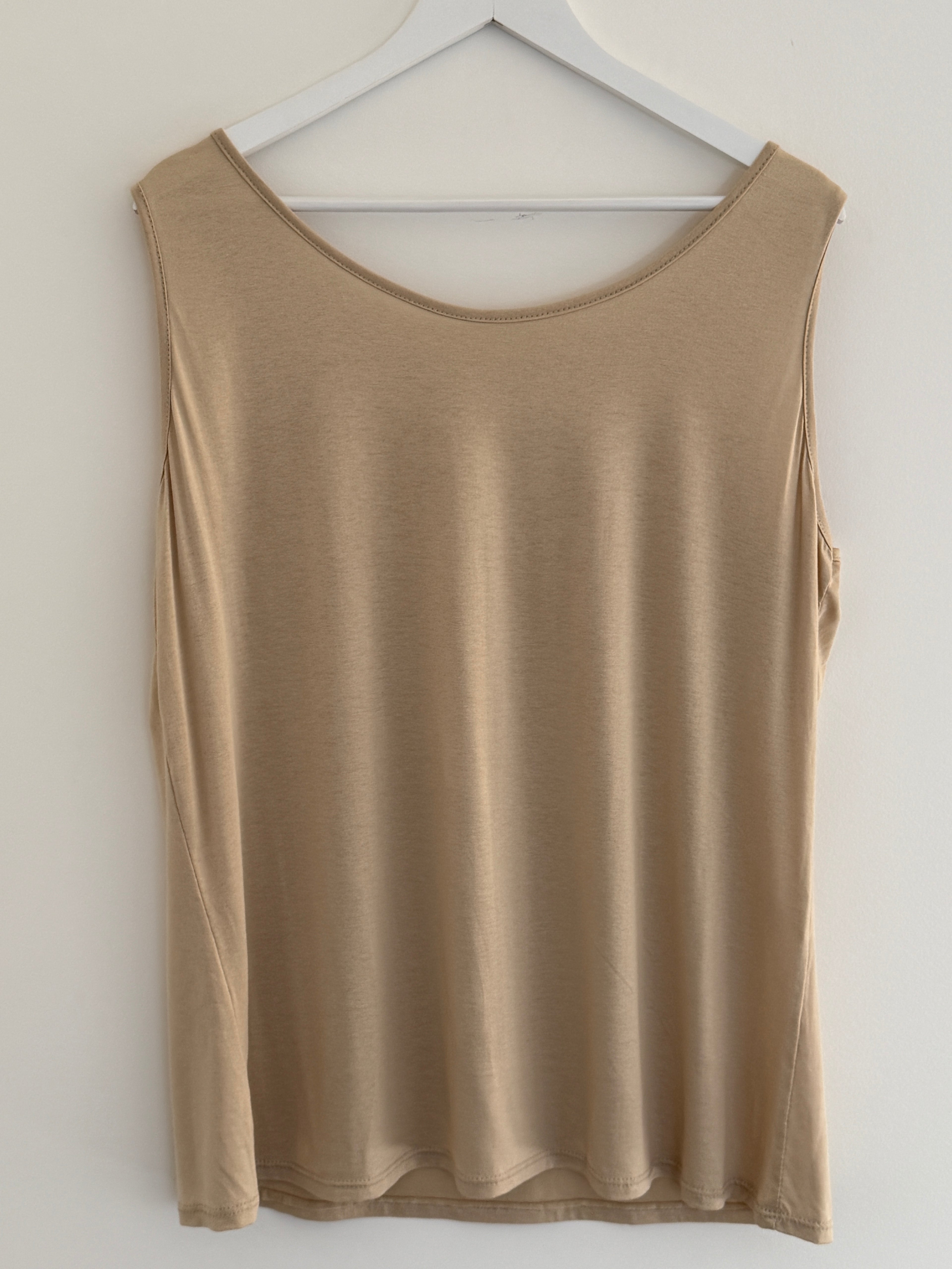 TOP | BELINA