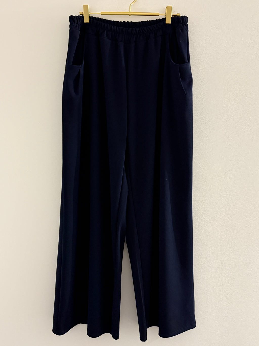 HOSE | CHARELLE