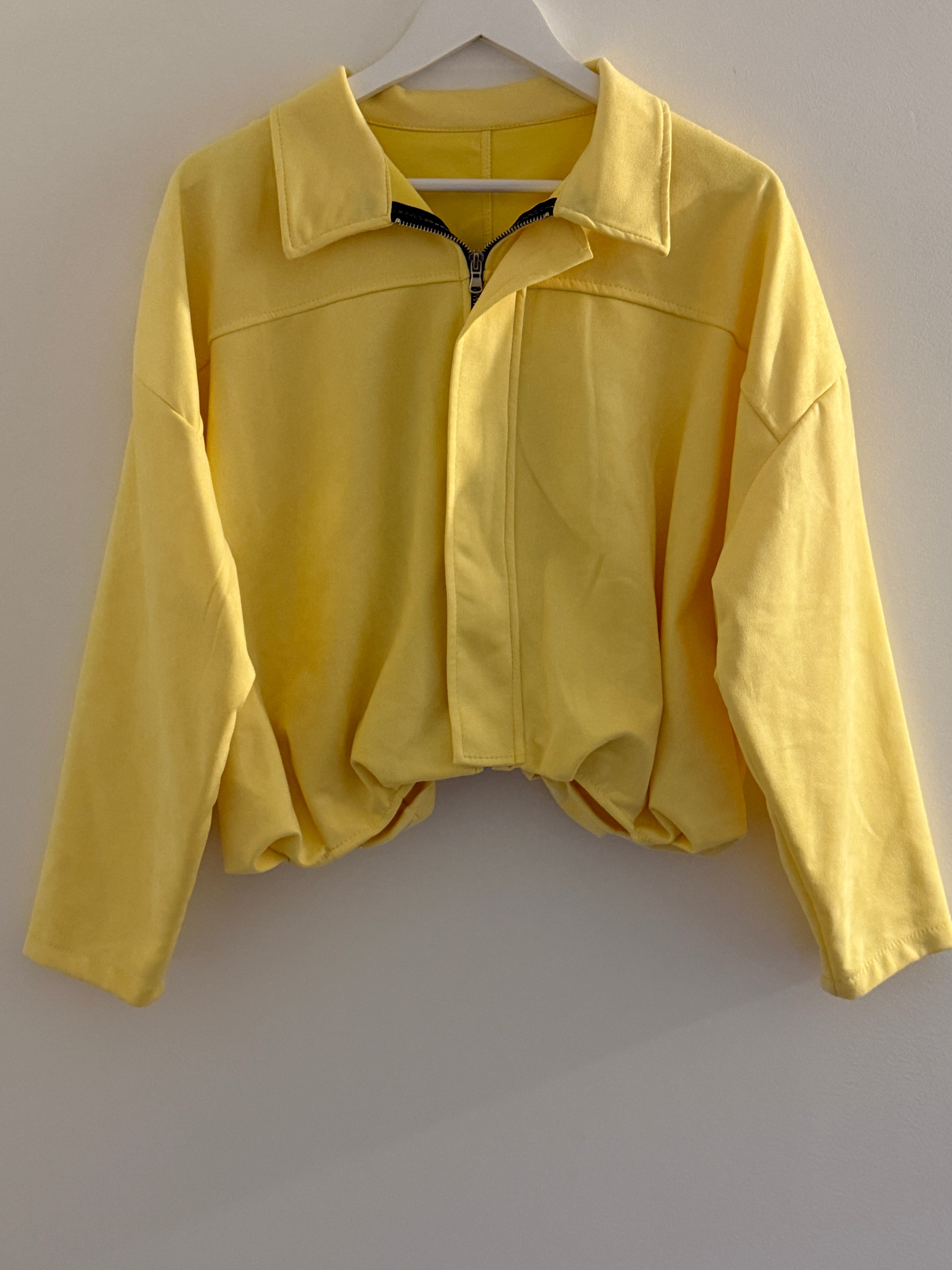 JACKE | VELURA
