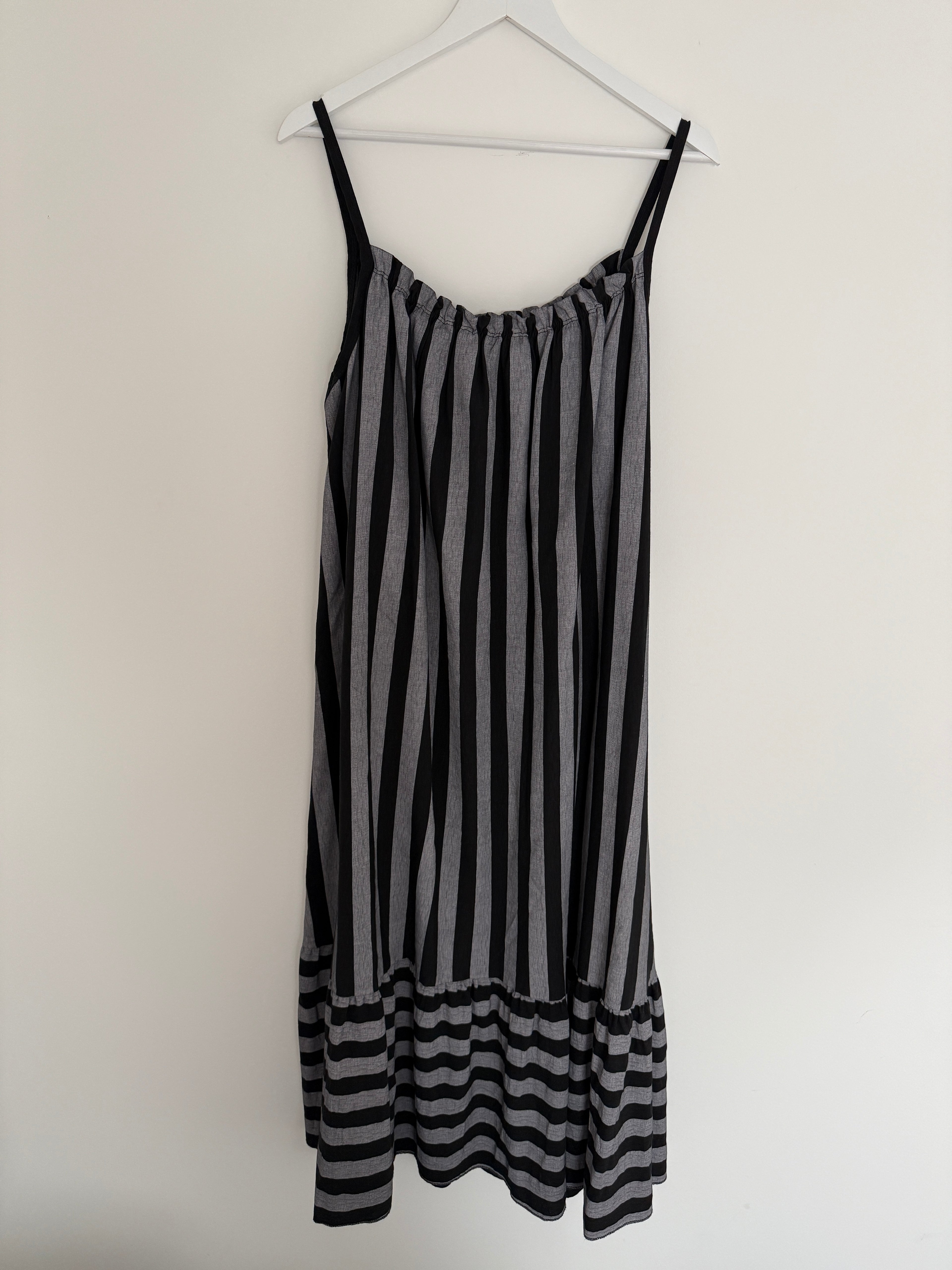 KLEID | LINELITA