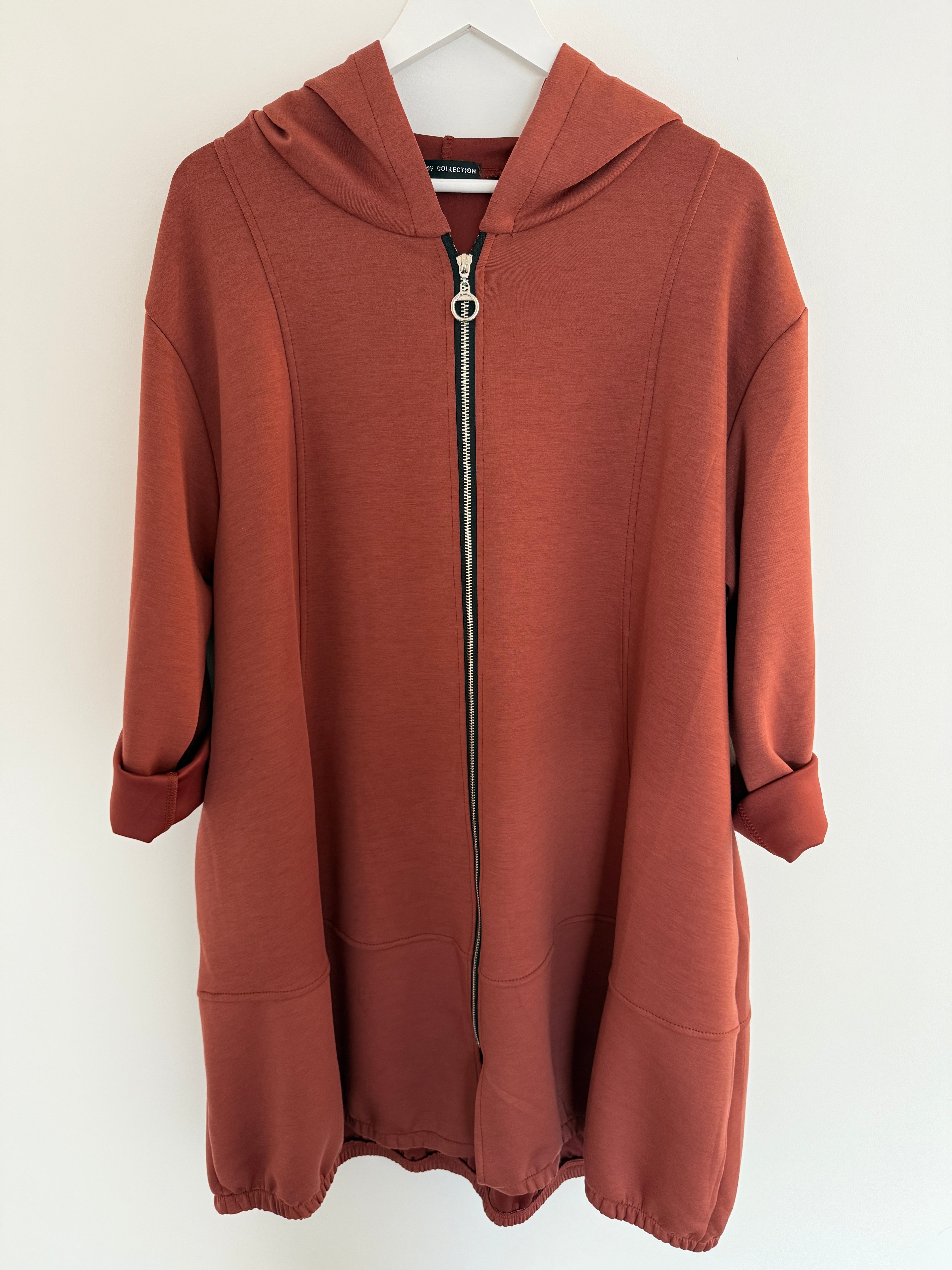 JACKE | MIJA