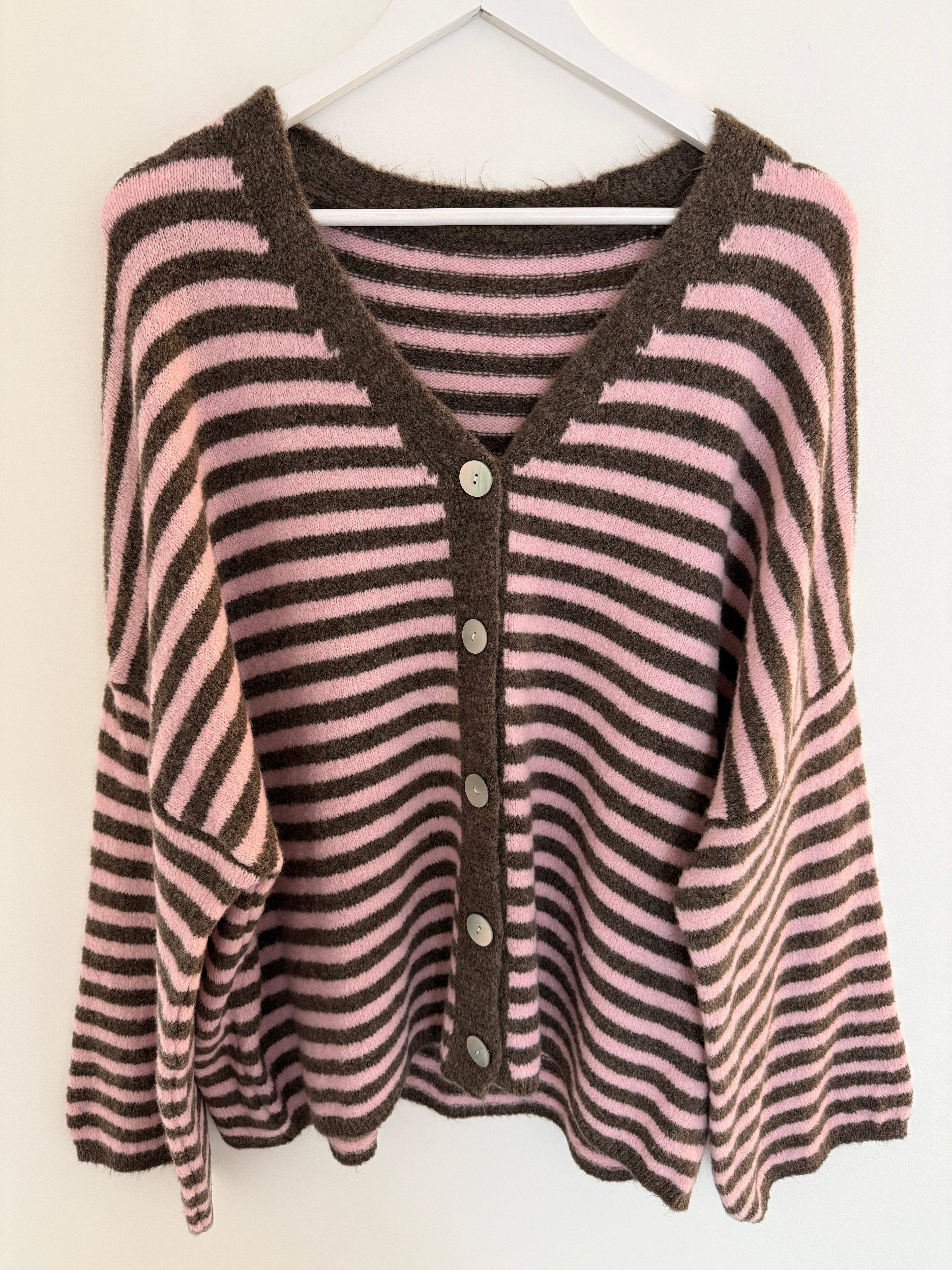 STRICKJACKE | NOMI