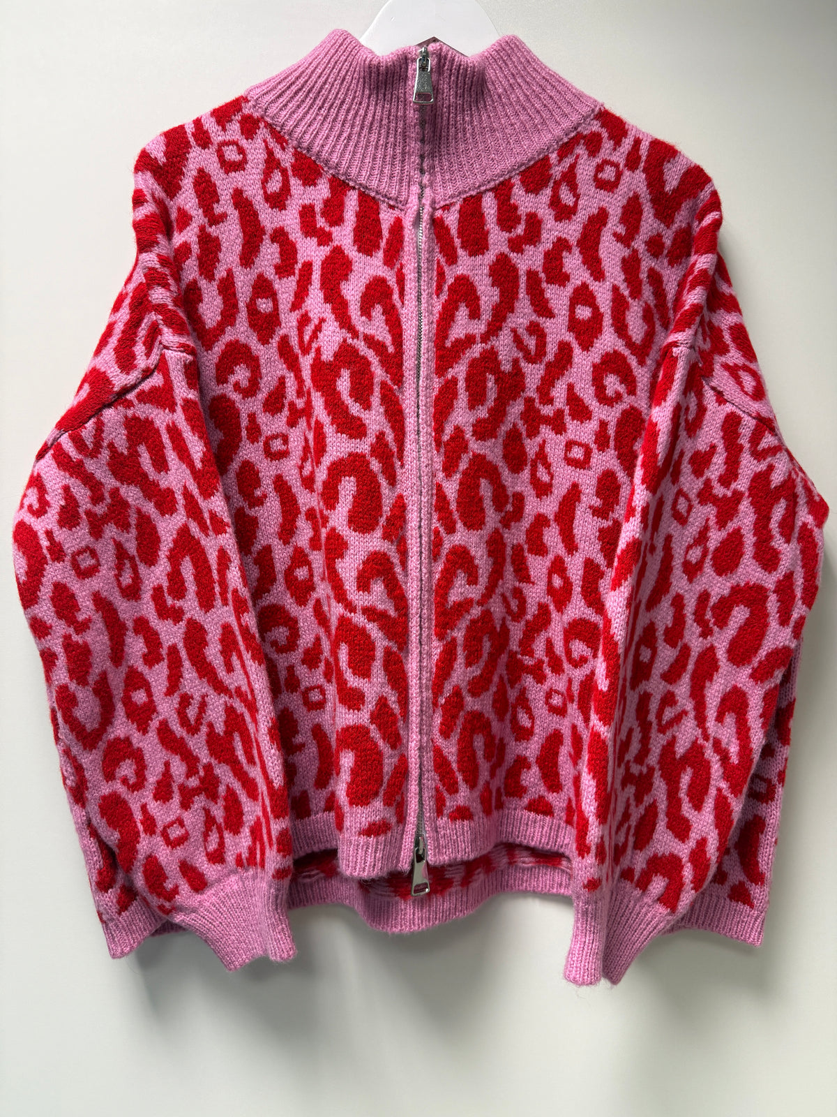 STRICKJACKE | LIONE