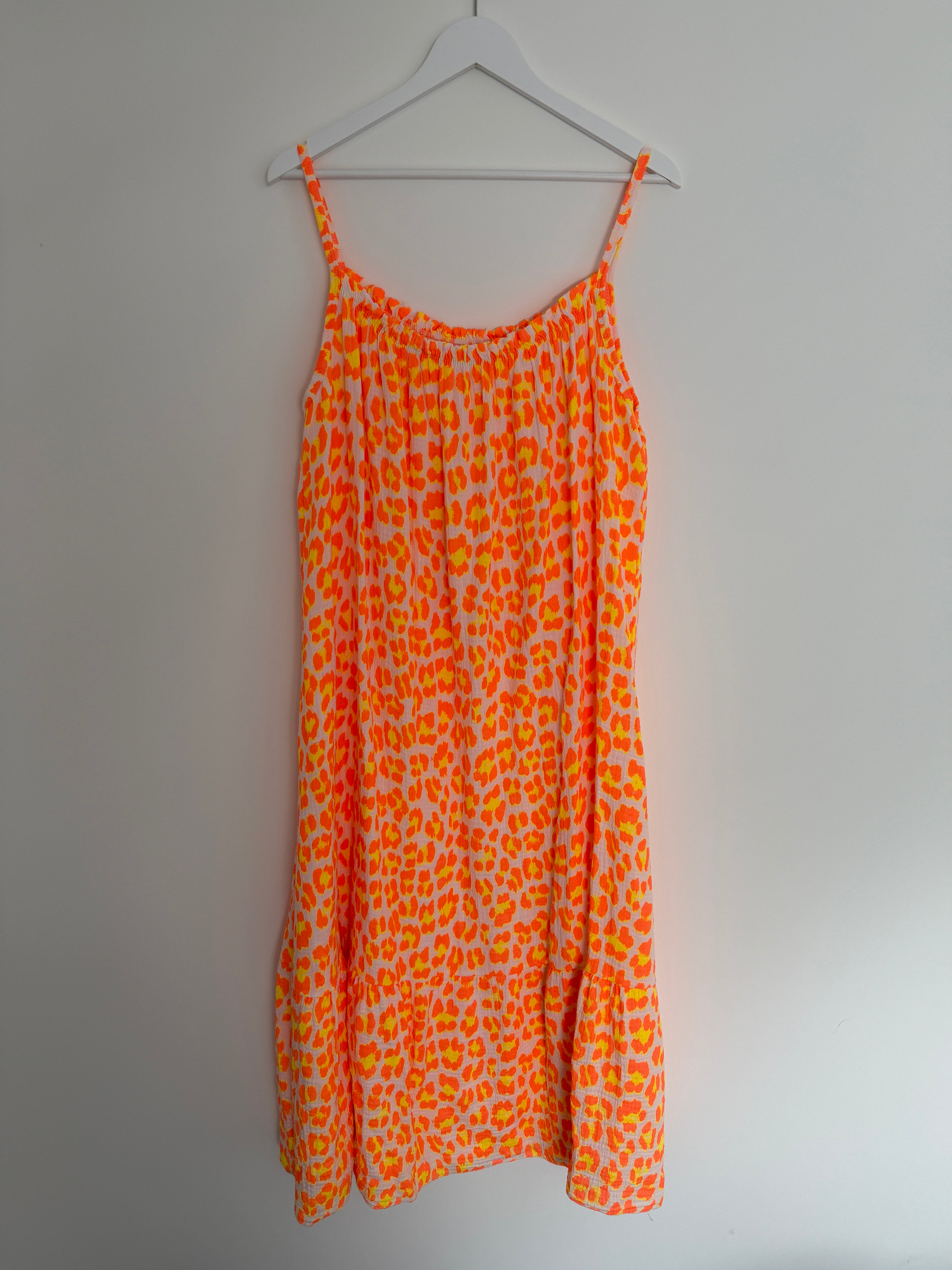 CURVY MUSSELIN KLEID | LEOLITA