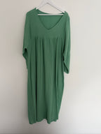 CURVY MUSSELIN KLEID | TANJA