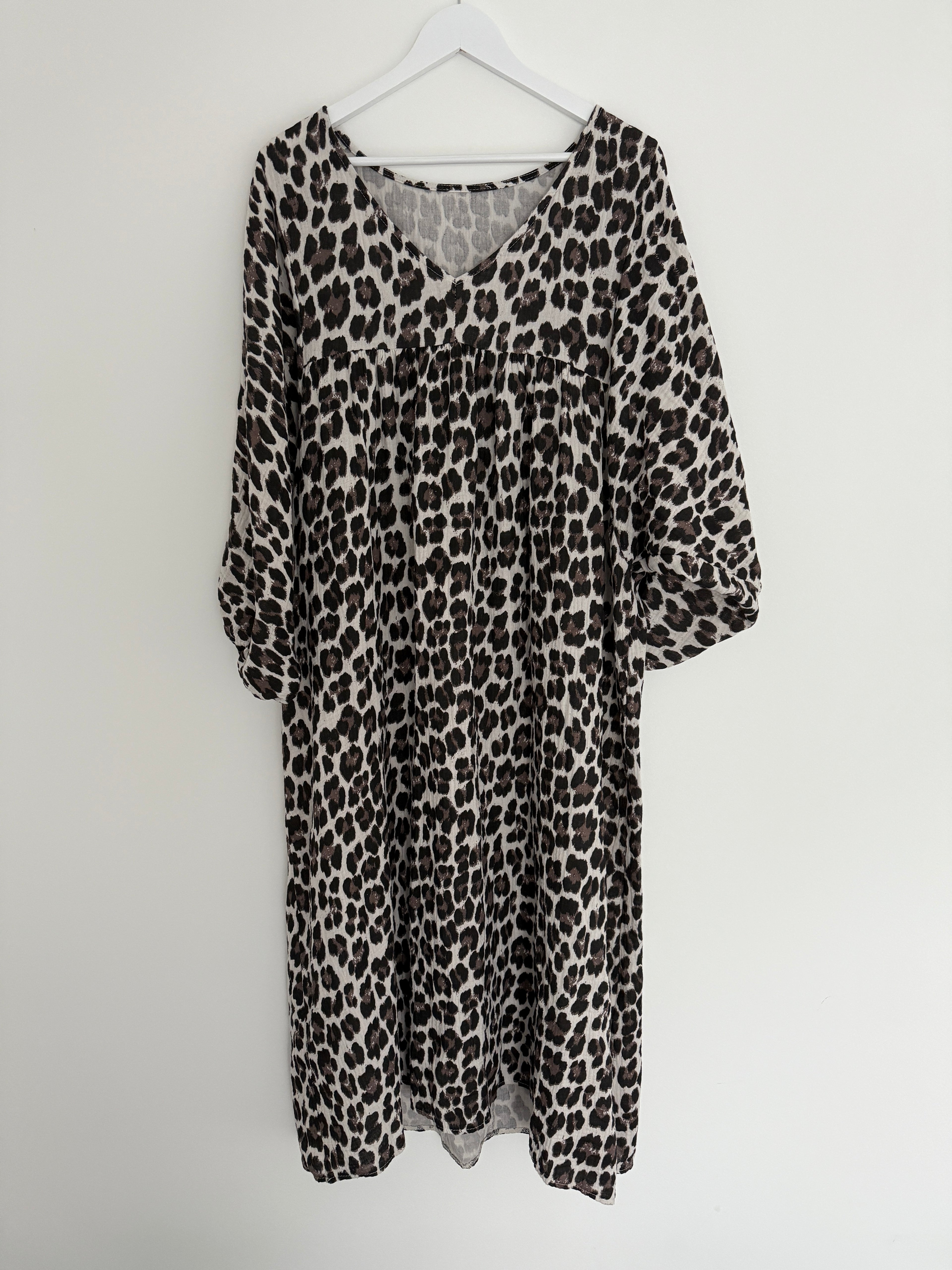 CURVY MUSSELIN KLEID | SPIRIT