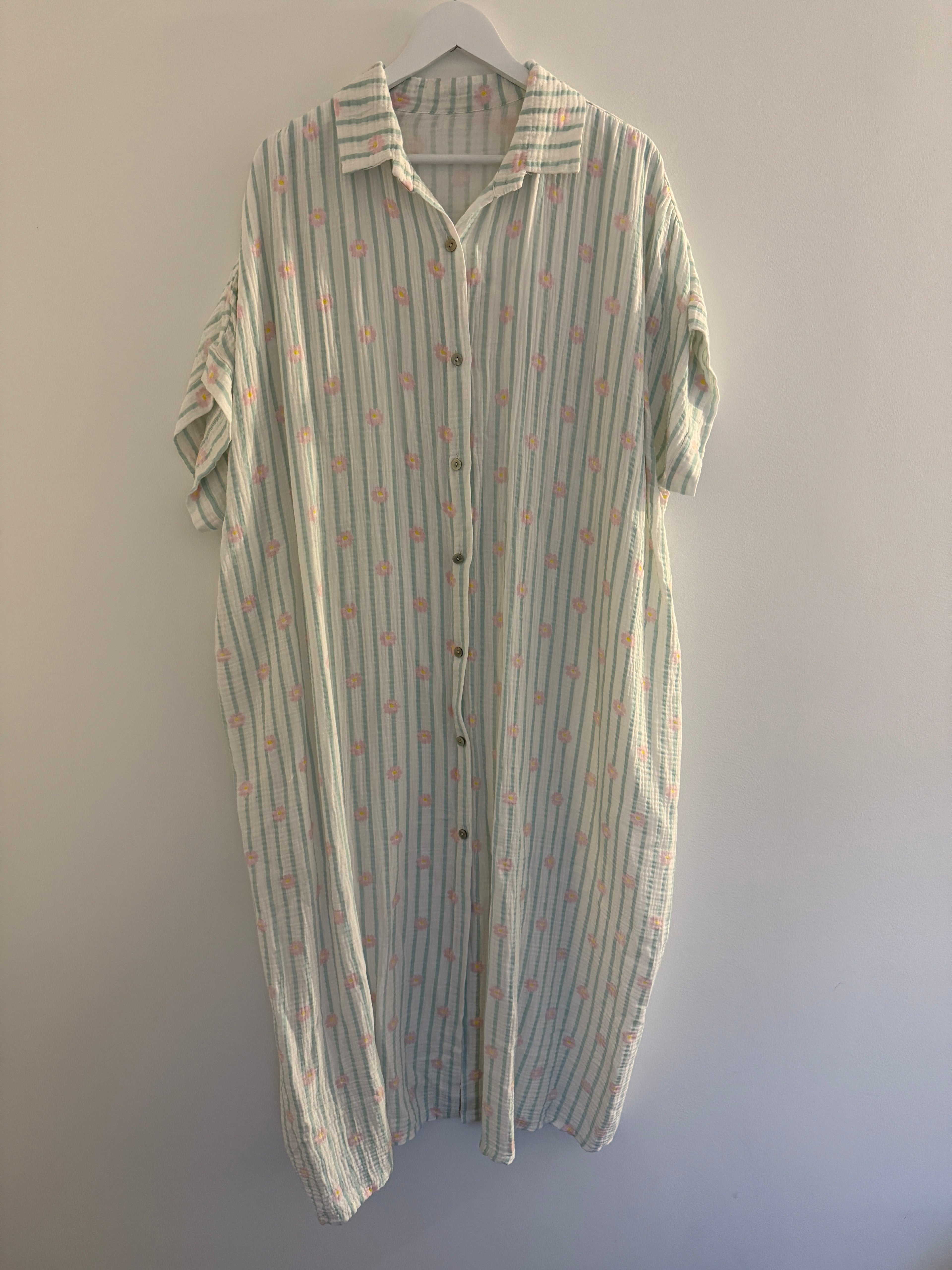 CURVY MUSSELIN KLEID | BLÜTENRAUSCH