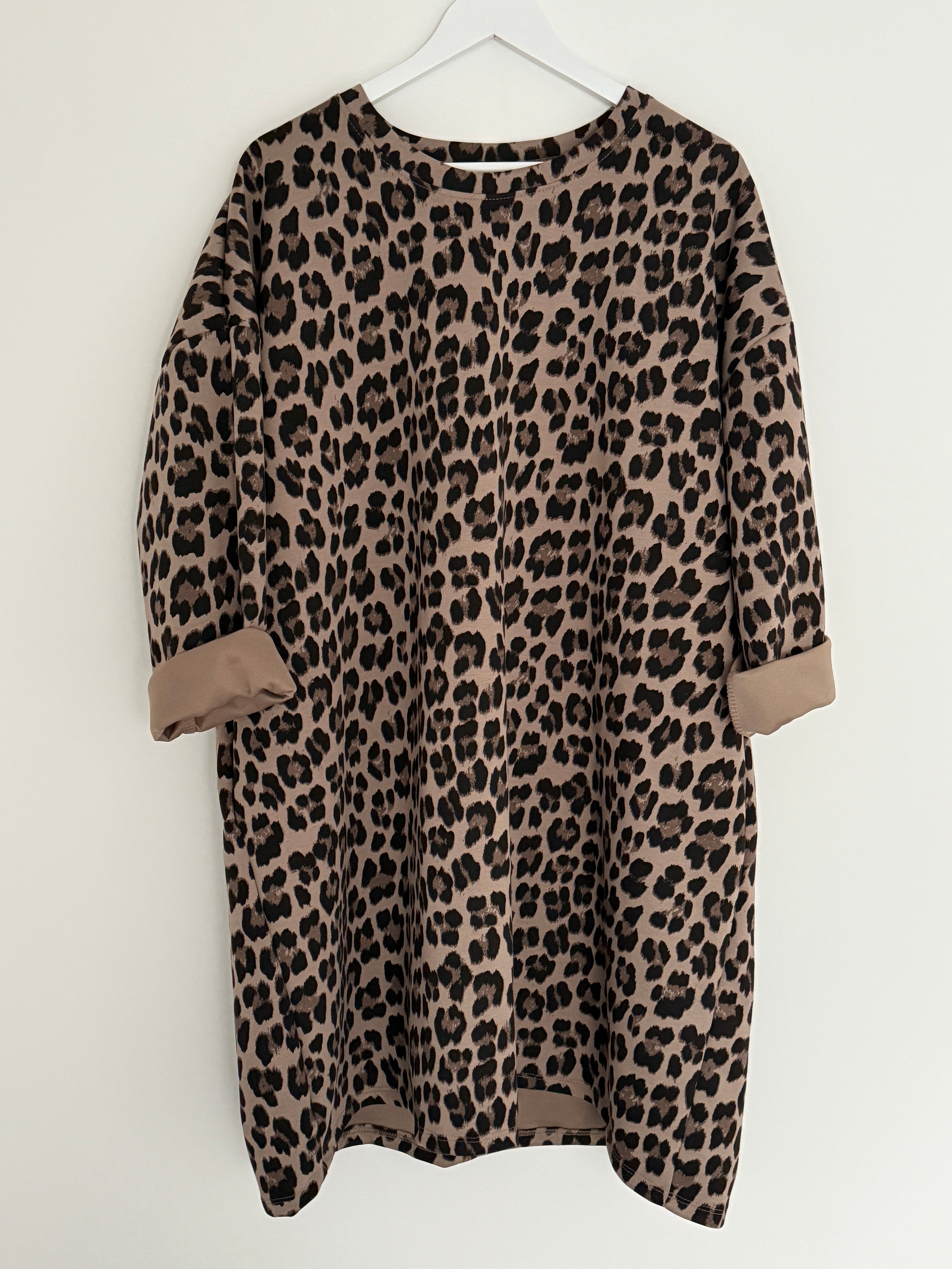 CURVY KLEID | LEOVANA