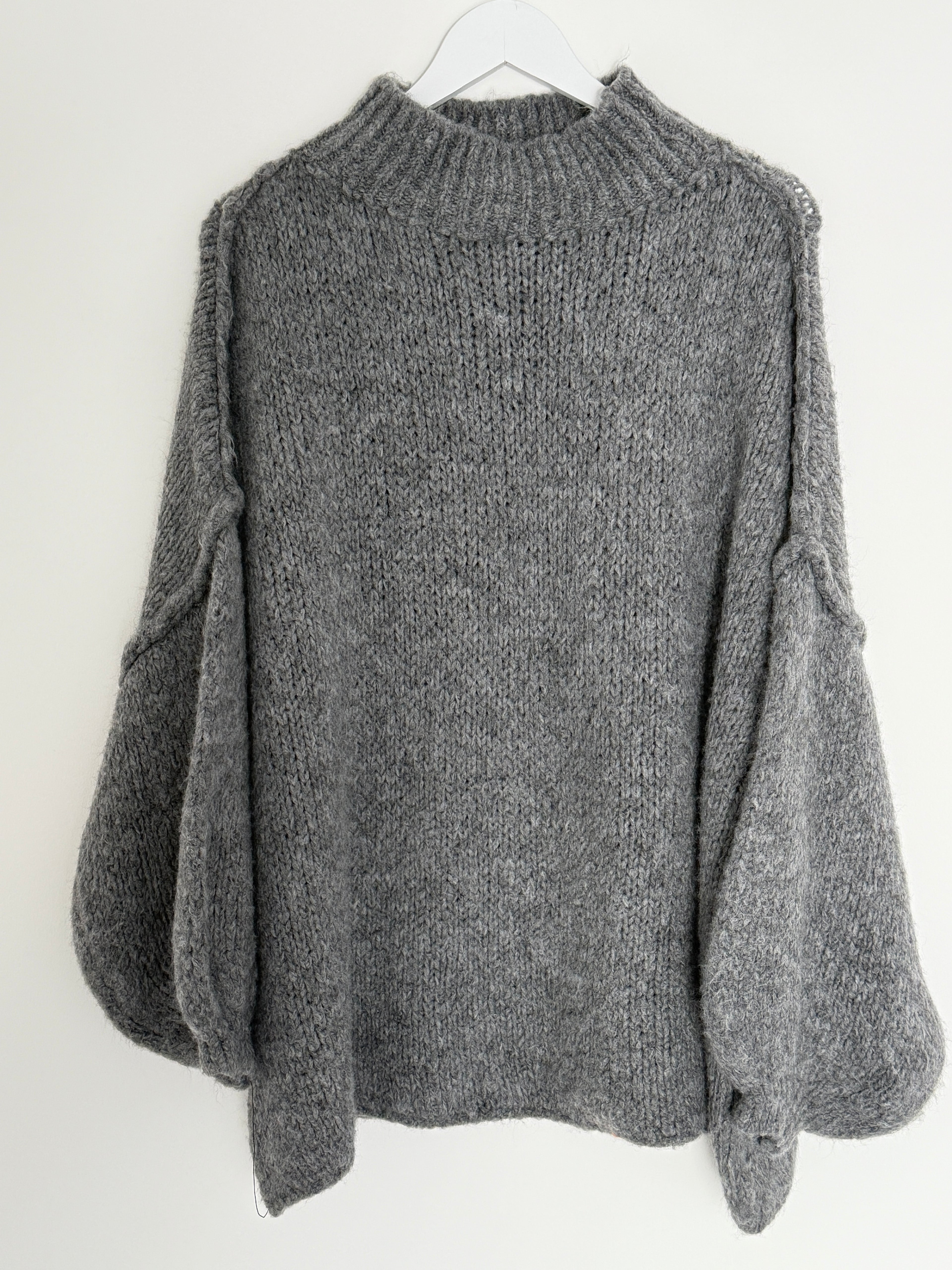 OVERSIZE STRICKPULLOVER | SOLAYA
