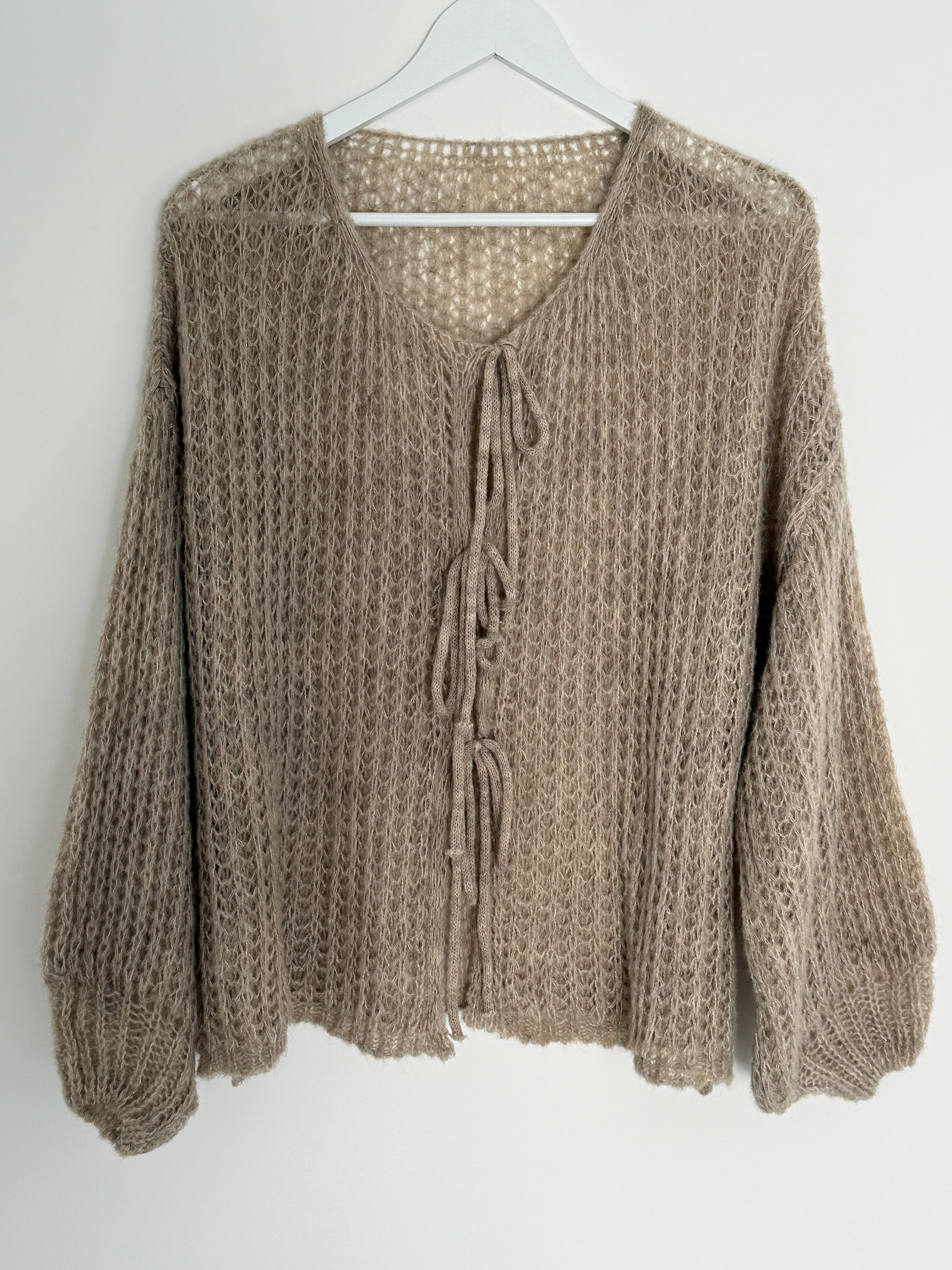 STRICKJACKE | ALVARA