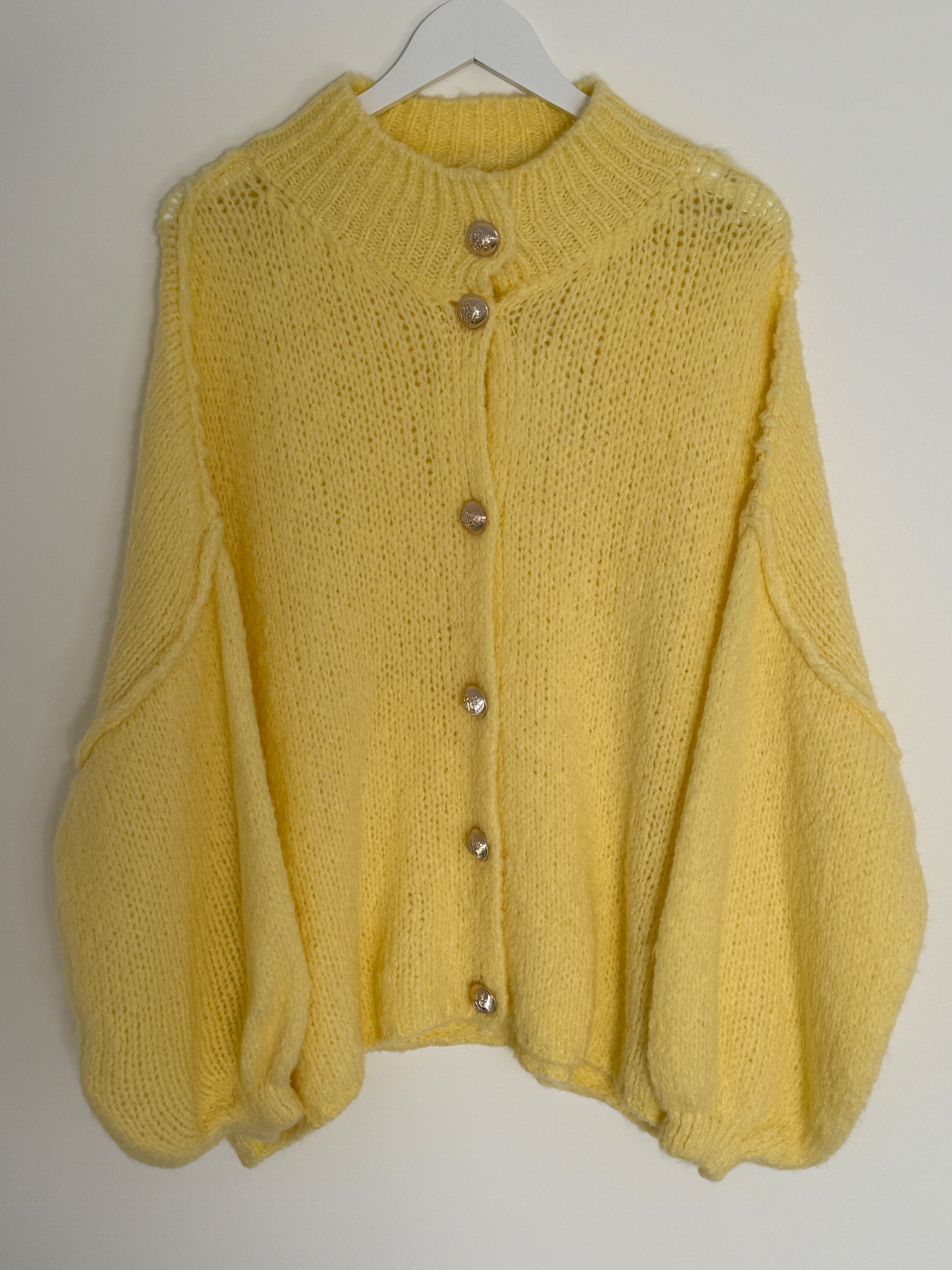 OVERSIZE STRICKJACKE | SOLANI