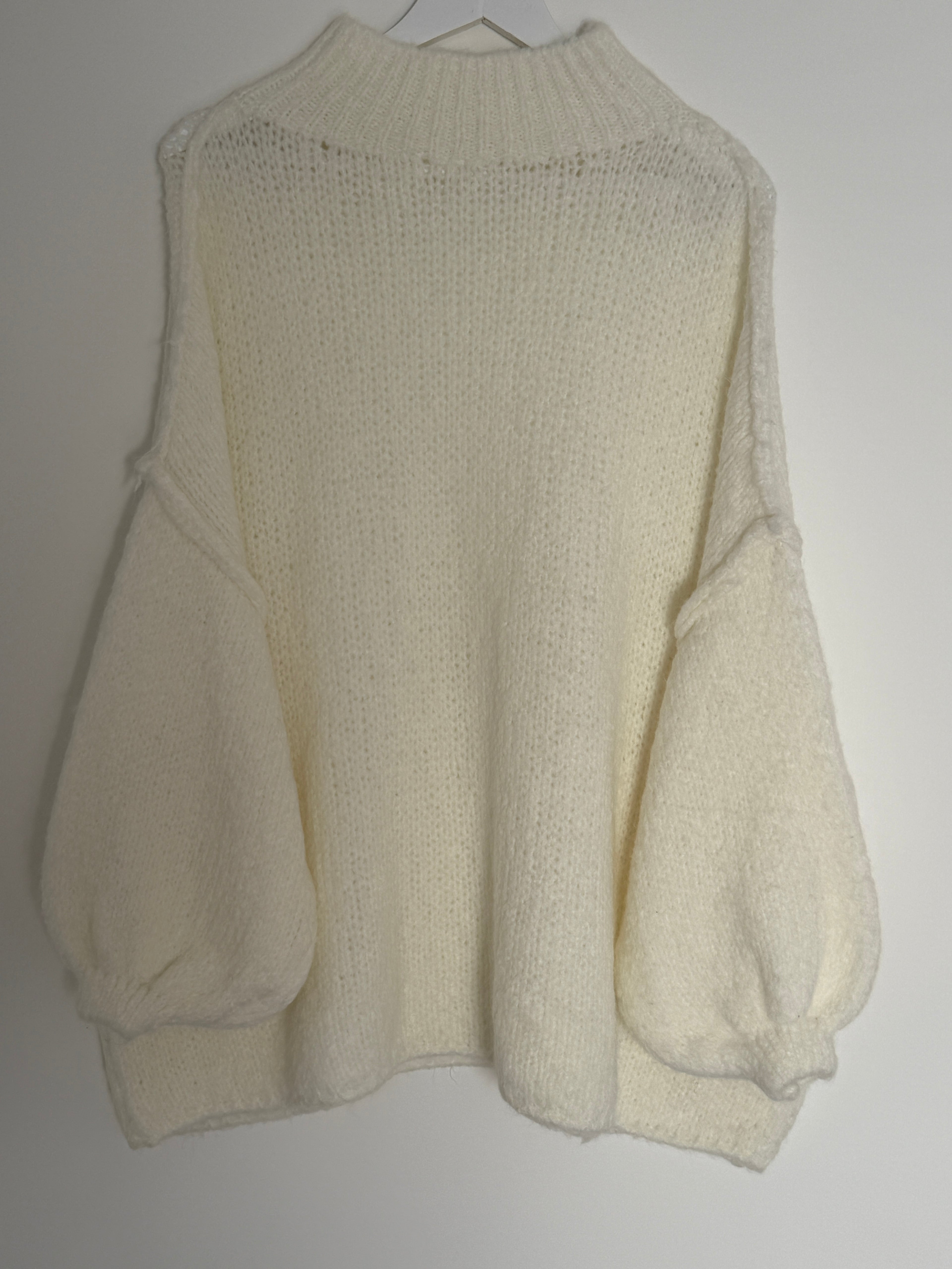 OVERSIZE STRICKPULLOVER | SOLAYA