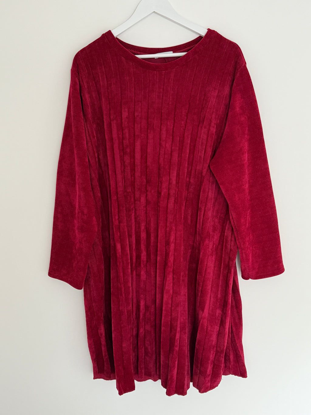 CURVY KLEID | VELOURA